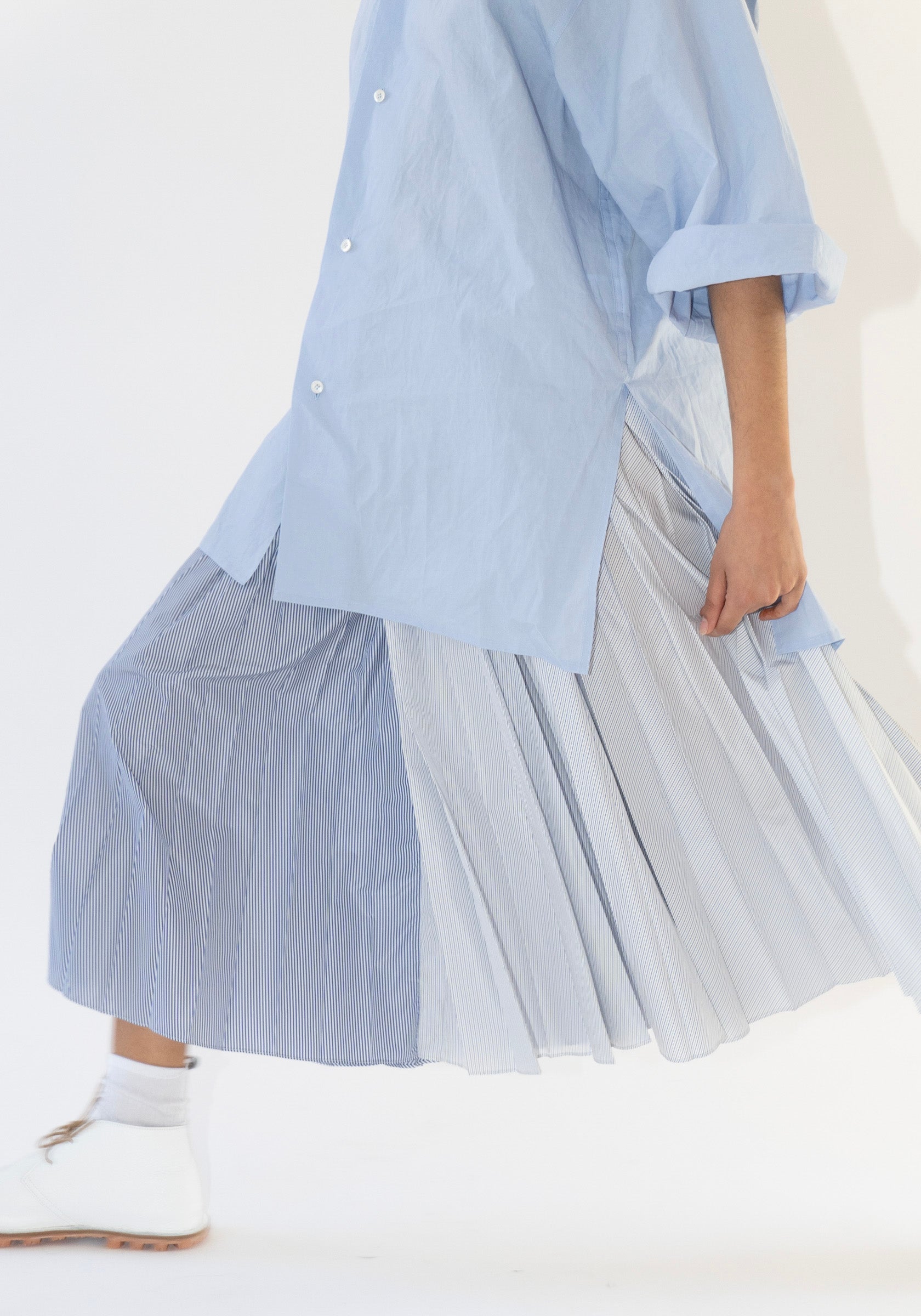 Safi Pleated Skirt in Sapphire Stripe – VESTIGE