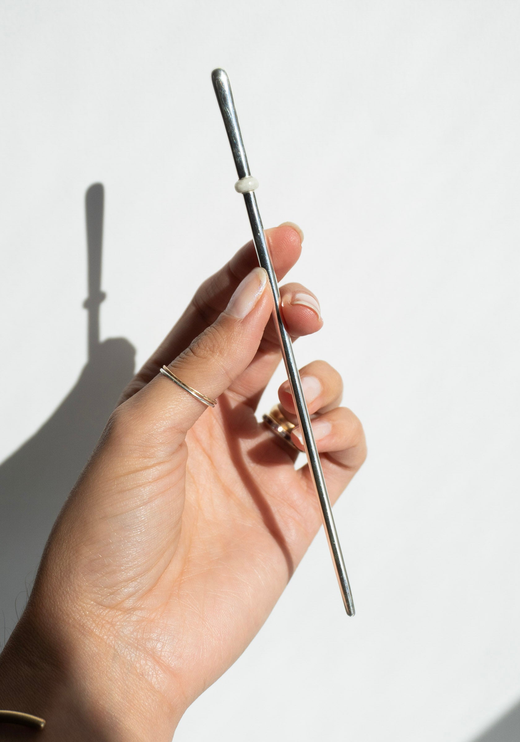 Banded Friedel Hairpin in Silver & White Feldspar