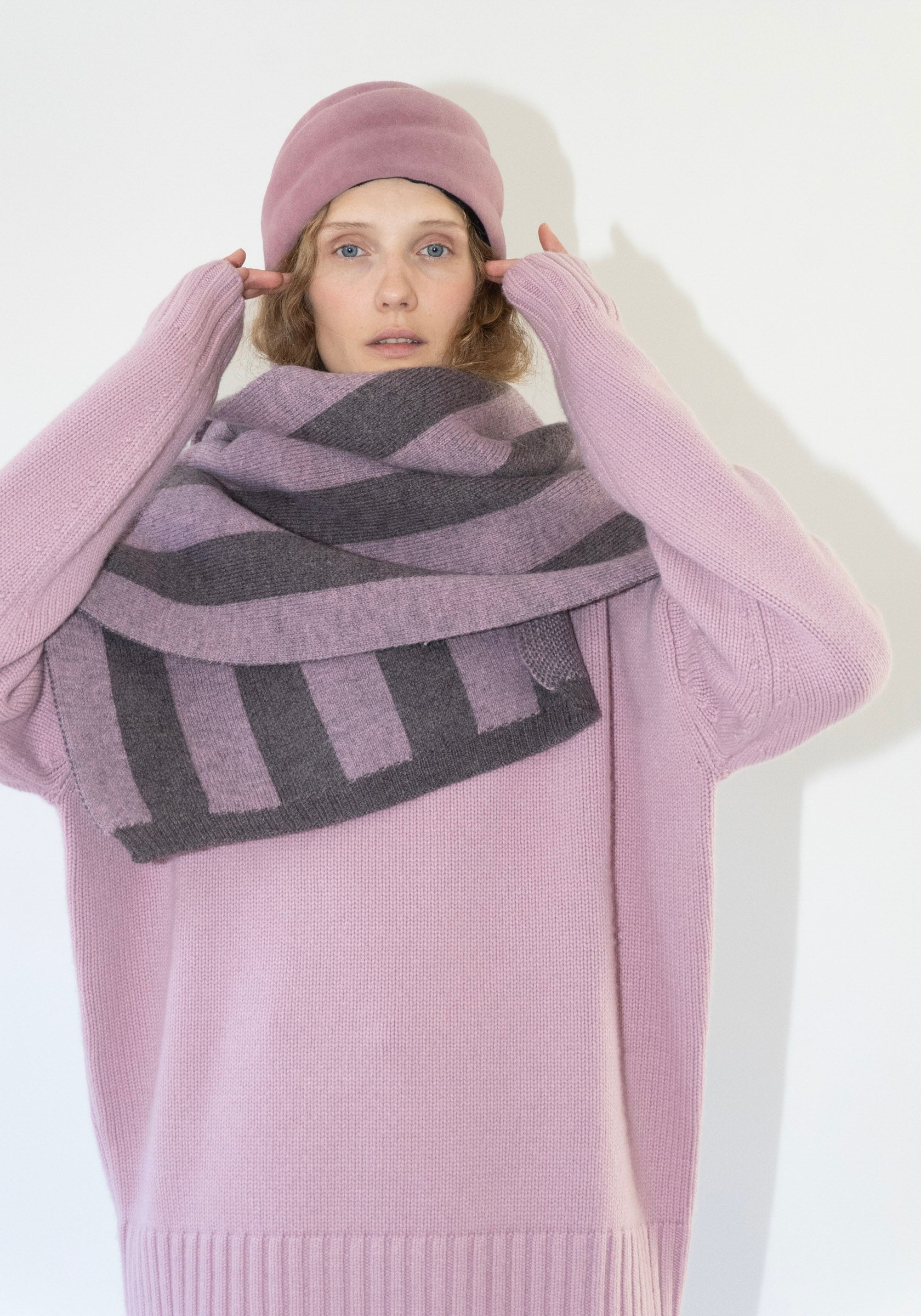 Lovely Sweater in Rosa