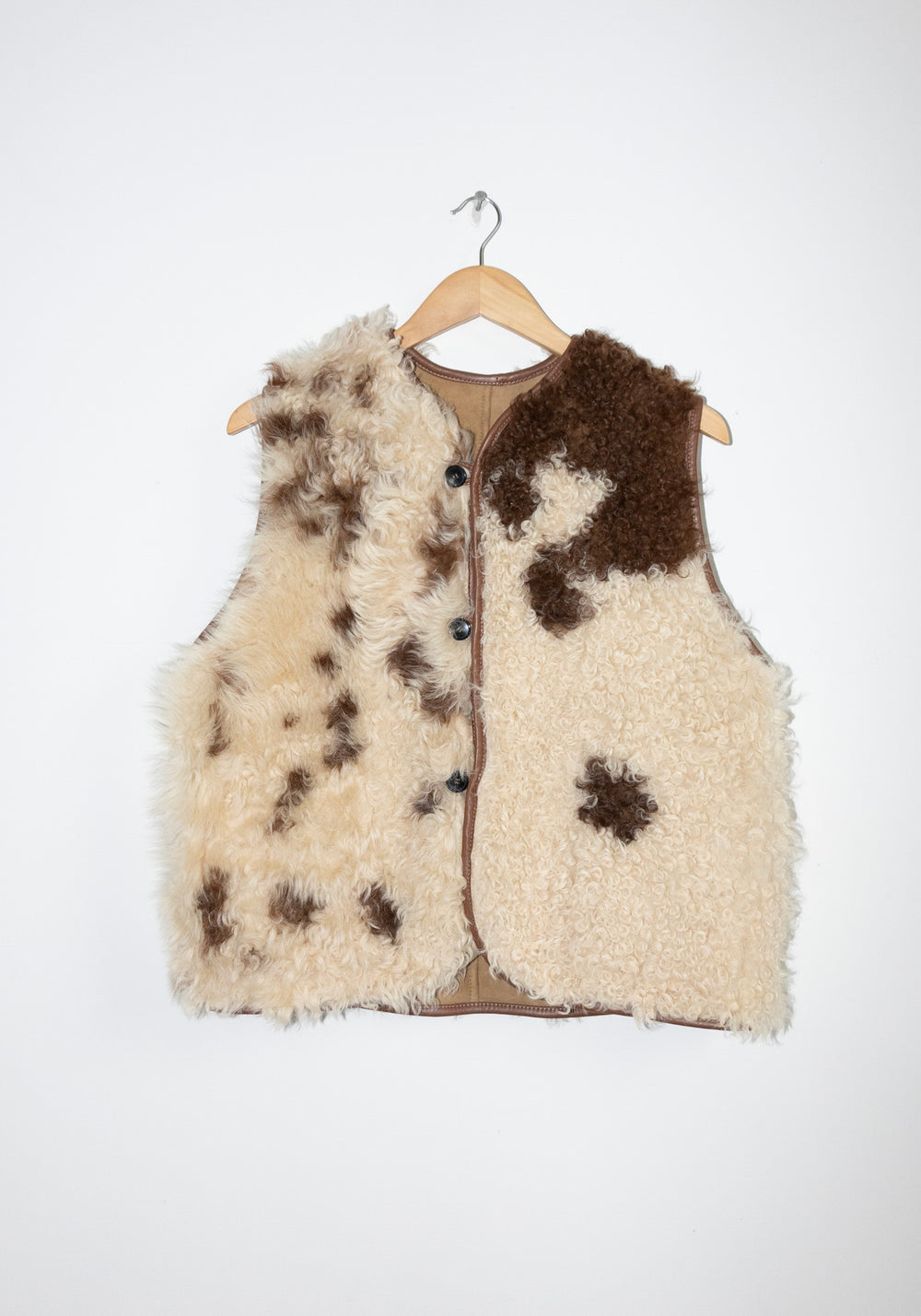 Cawley Ella Sheepskin Vest in Cow