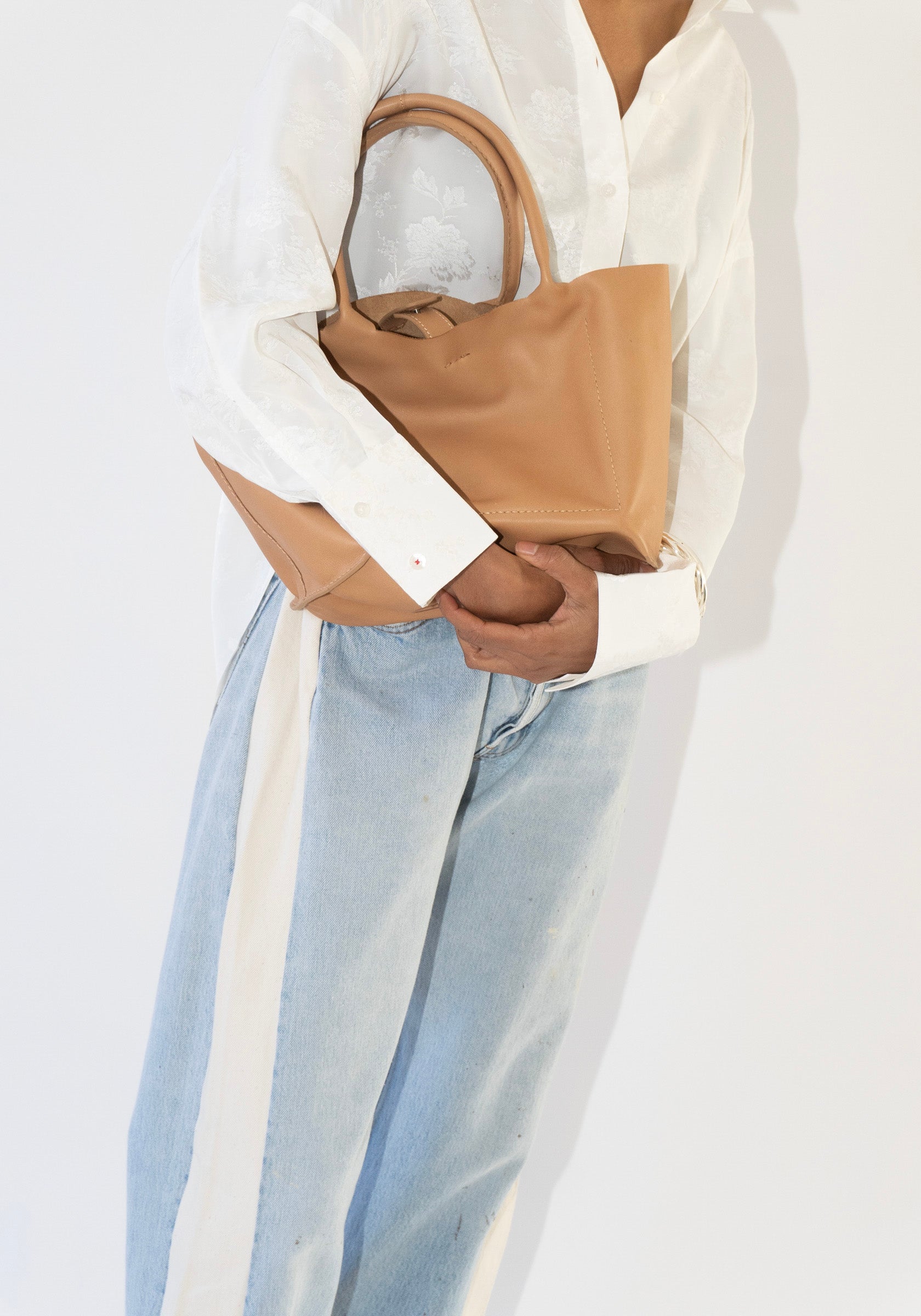 Lauren Manoogian Box Tote in Natural