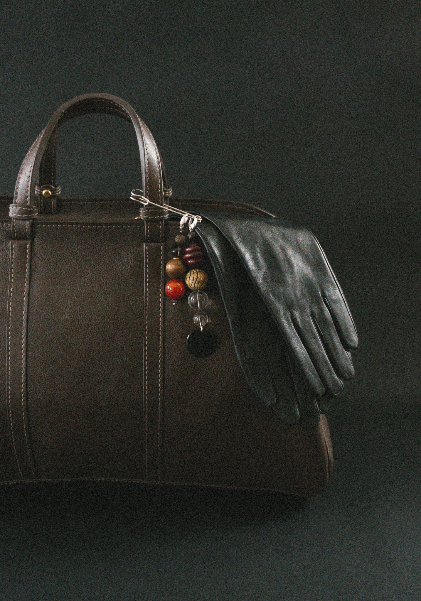 Gemmi Long Leather Gloves in Black