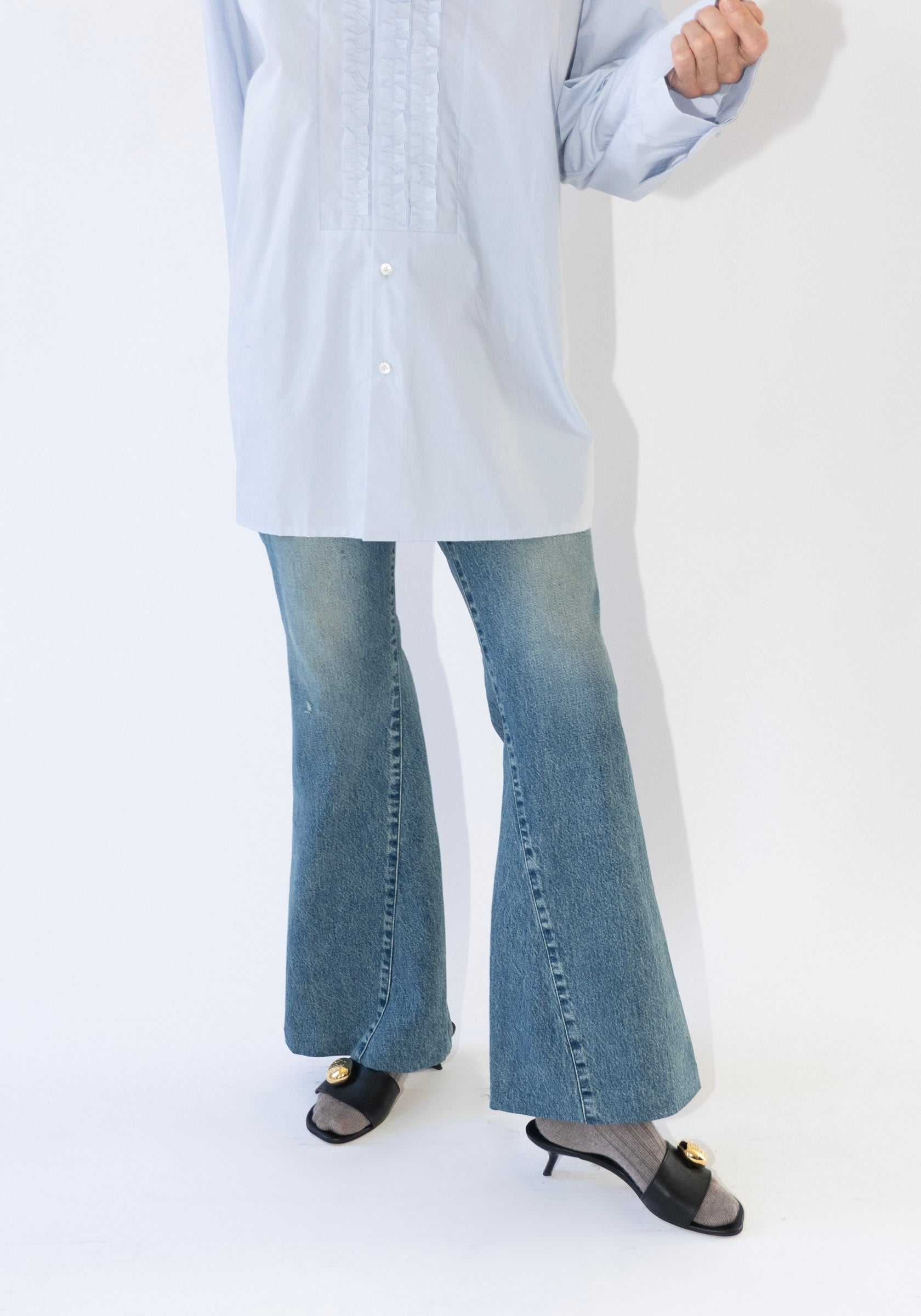 6397 Minimalist Tuxedo Shirt in Blue