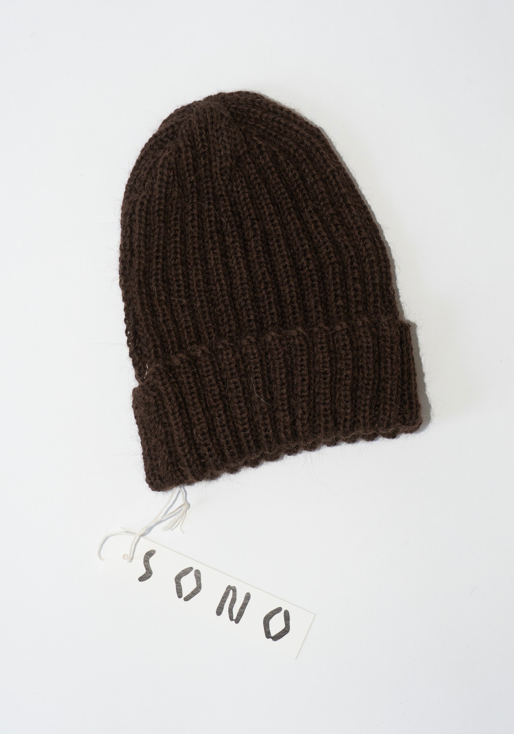 Sono Gyu Beanie in Terra