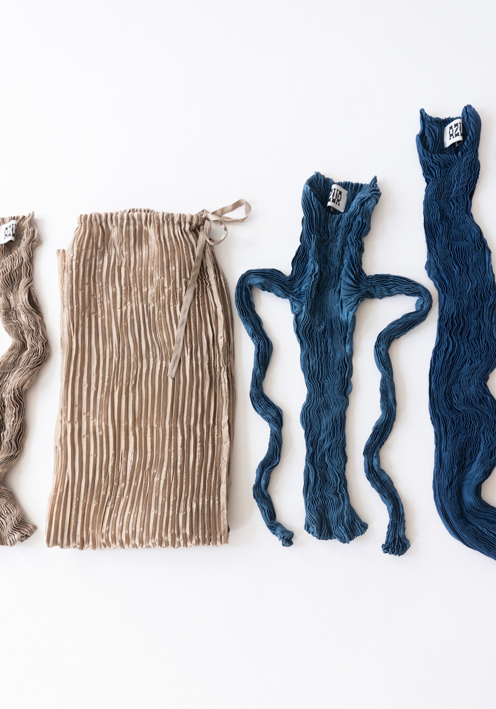 Plissé Satin Silk Sleeve Top in Dark Indigo