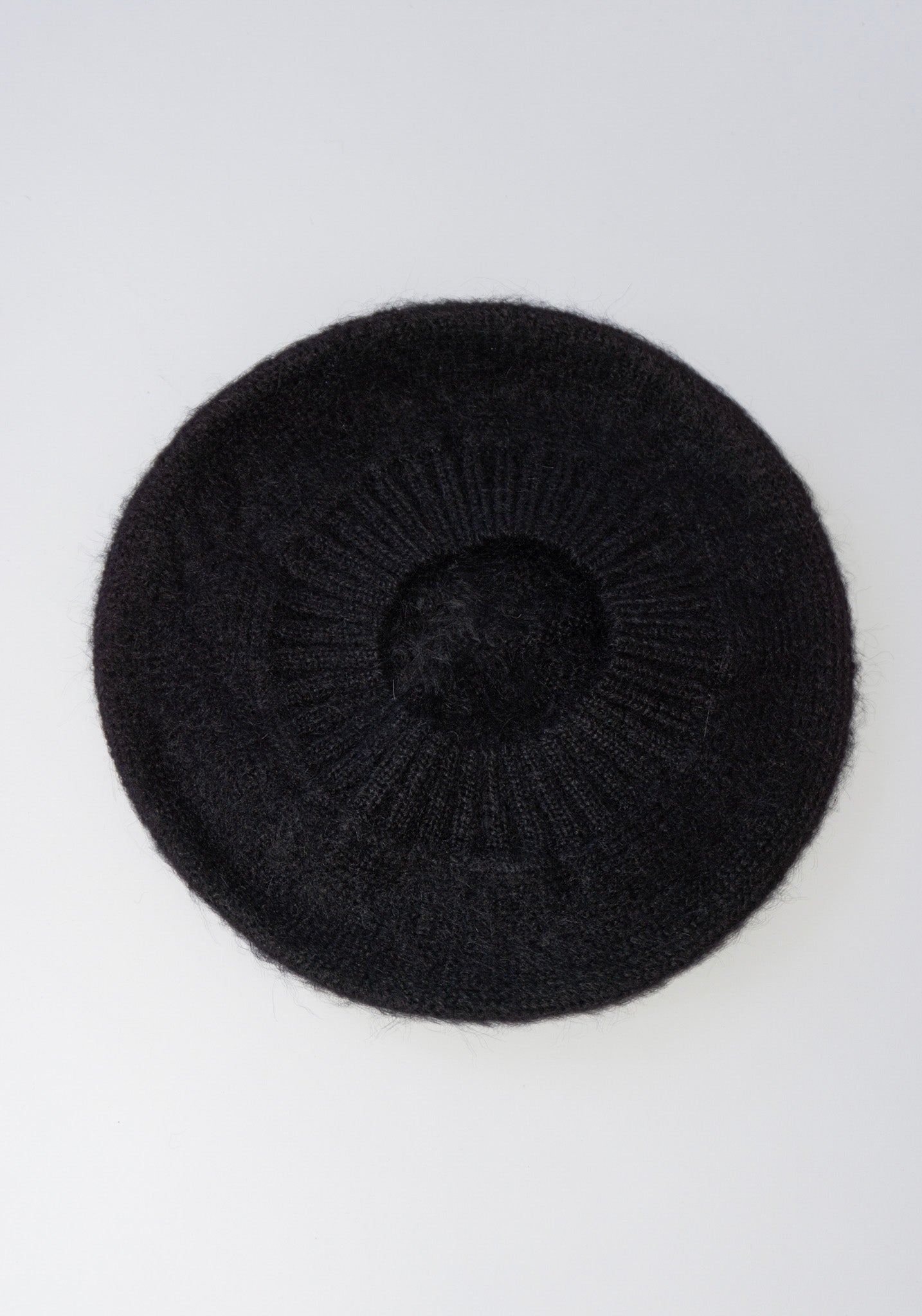 Nimes Beret in Onyx