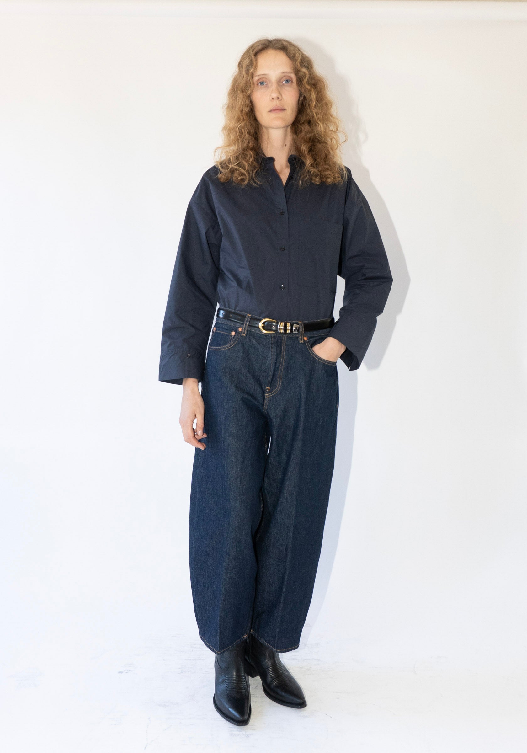 Cropped Roomy Jeans in Rinsed Raw