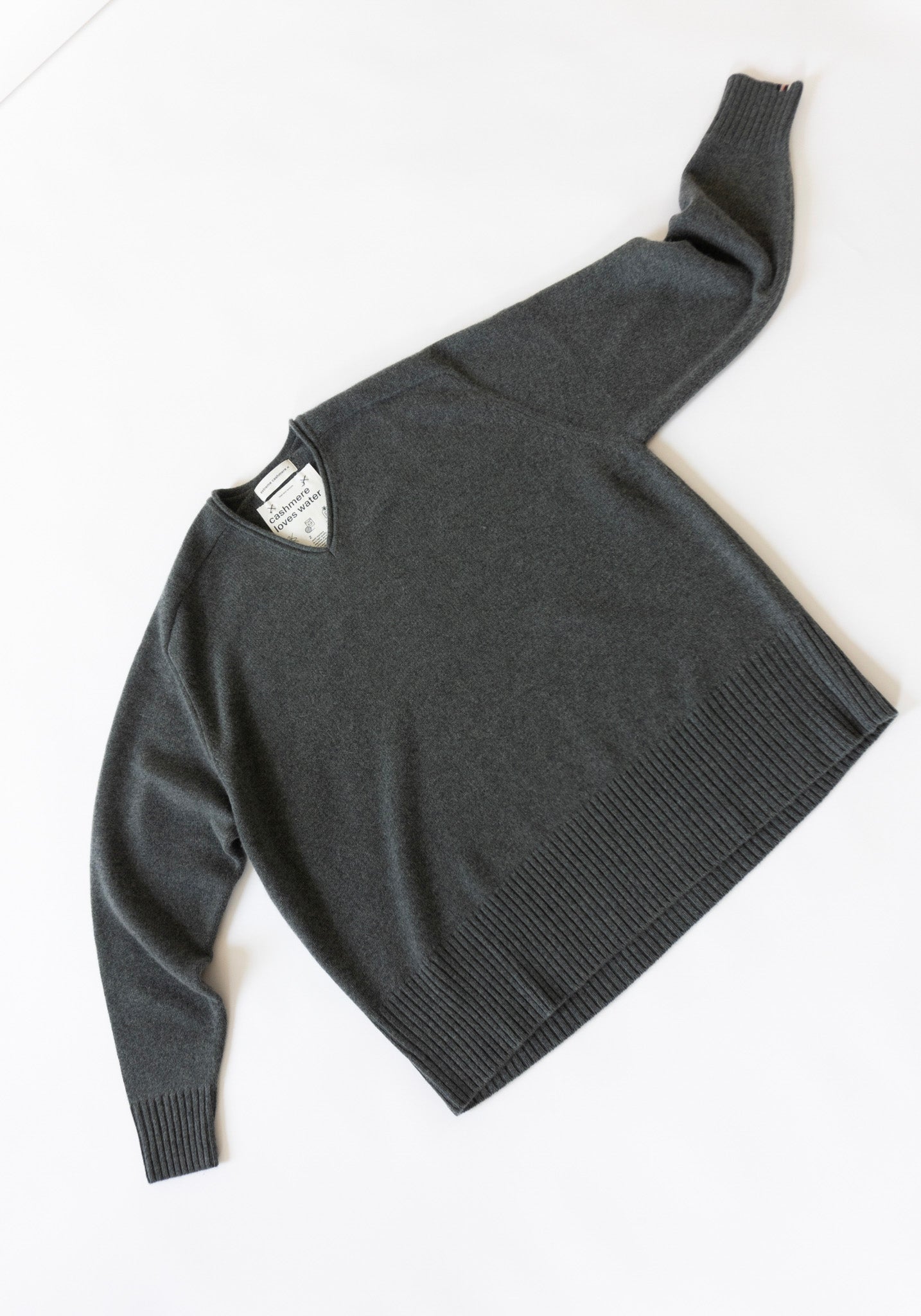 Extreme Cashmere Club Sweater in Felt