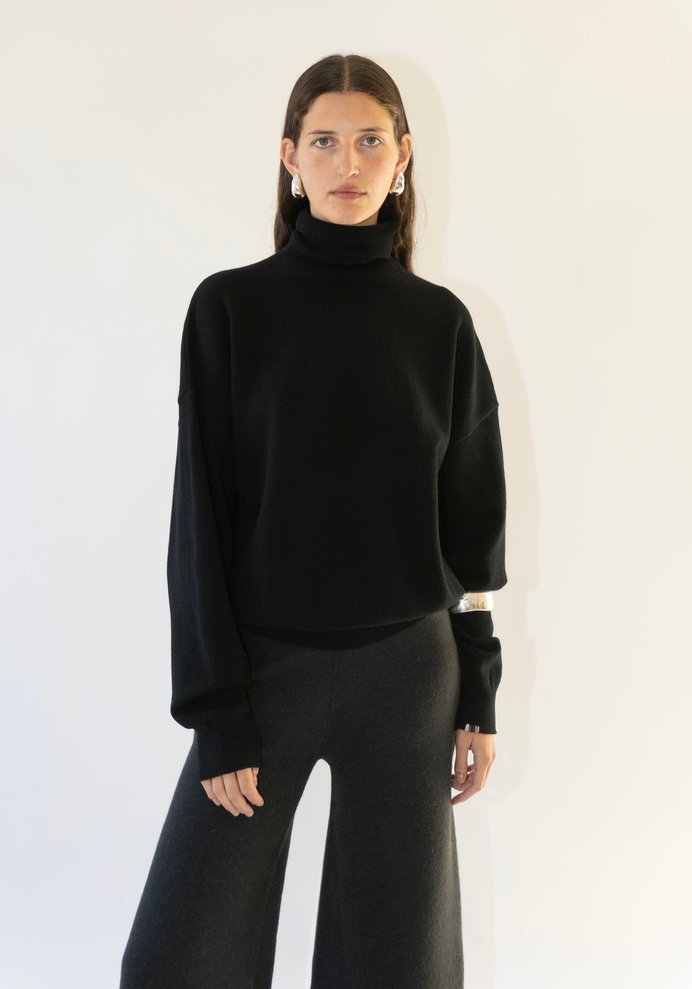 Extreme Cashmere Jill Sweater in Raven