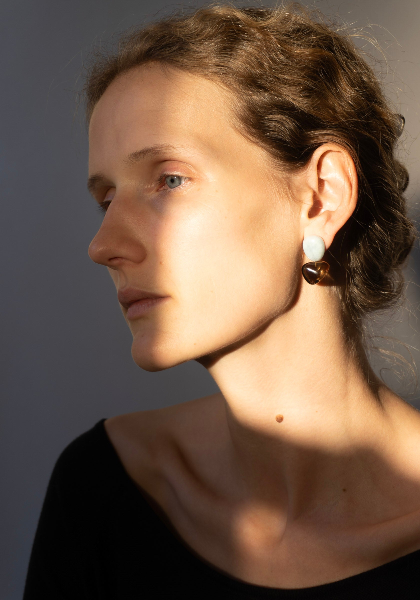 Pebbles Earrings in Aquamarine and Smokey Quartz