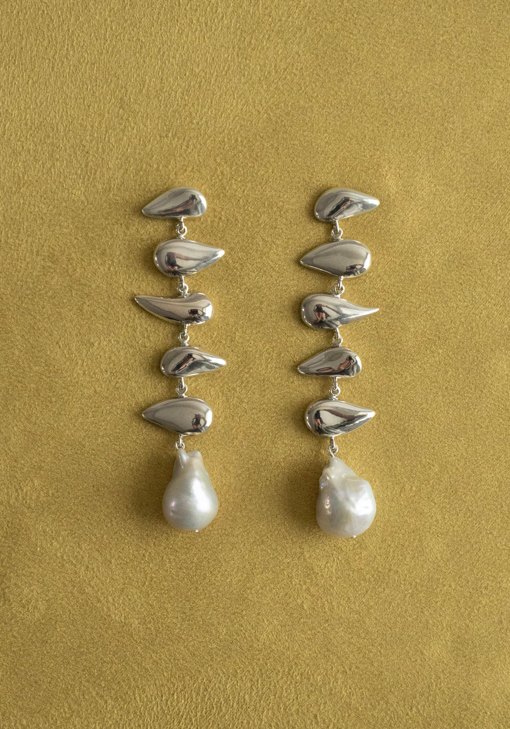 Long Flora Earrings in Silver and Pearl