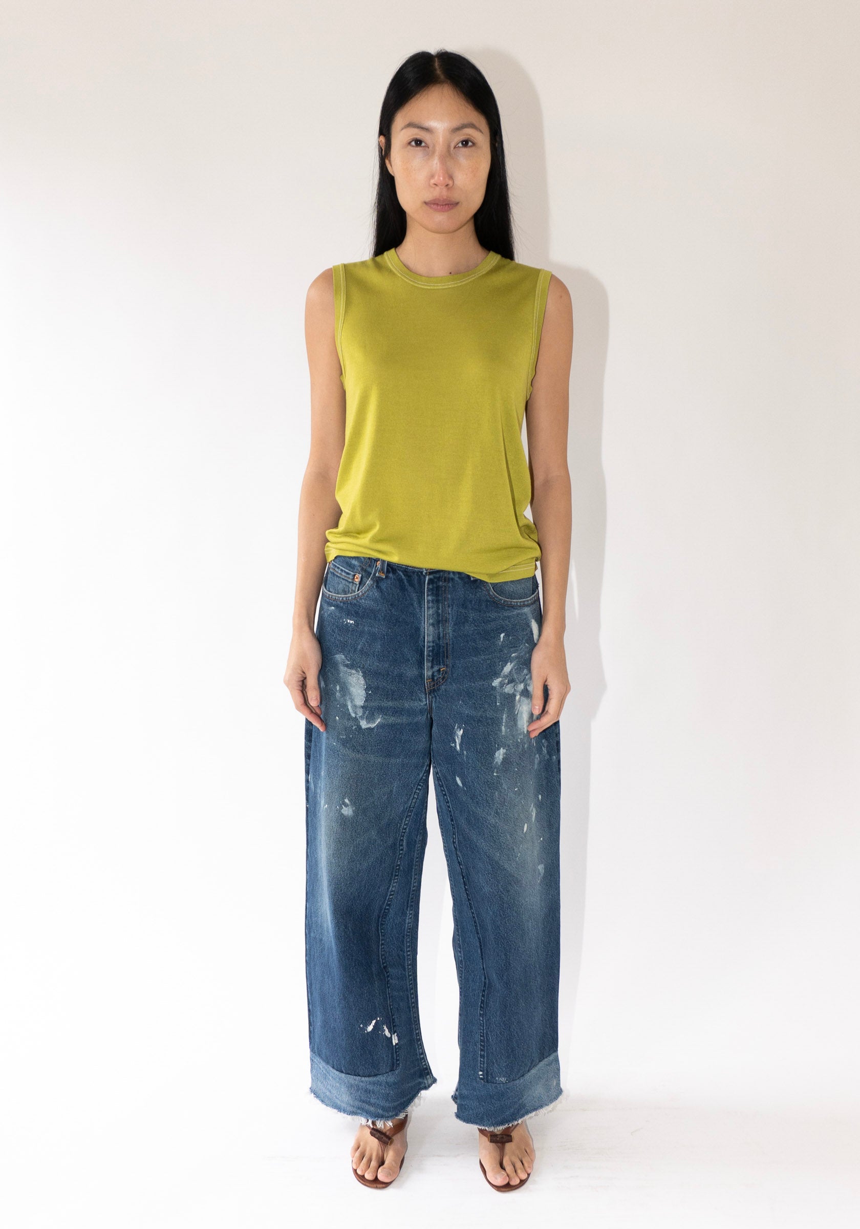 6397 Contrast Stitch Shell Tank in Asparagus

