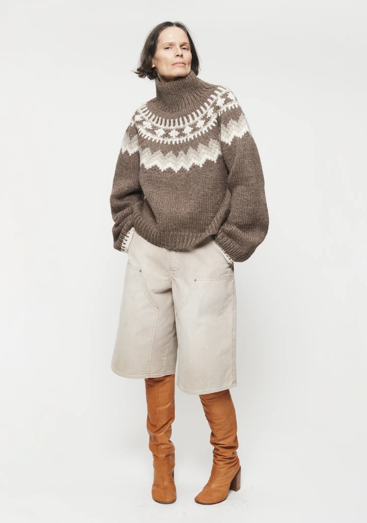 6397 Double Knee Shorts in Tea Stain