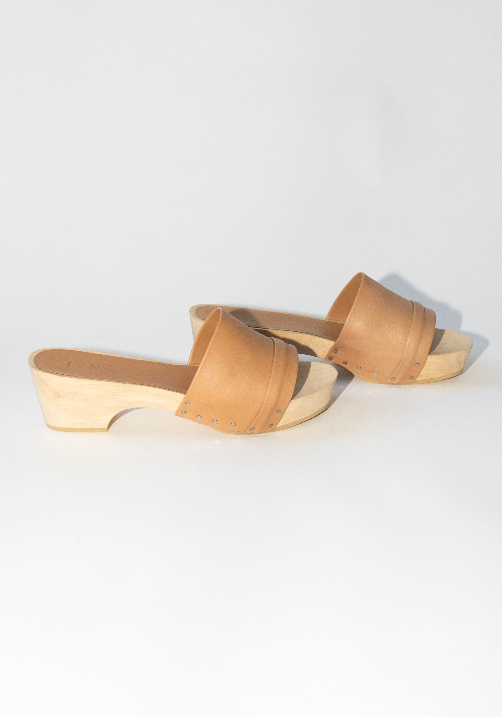 Lauren Manoogian Low Pleat Clog in Natural