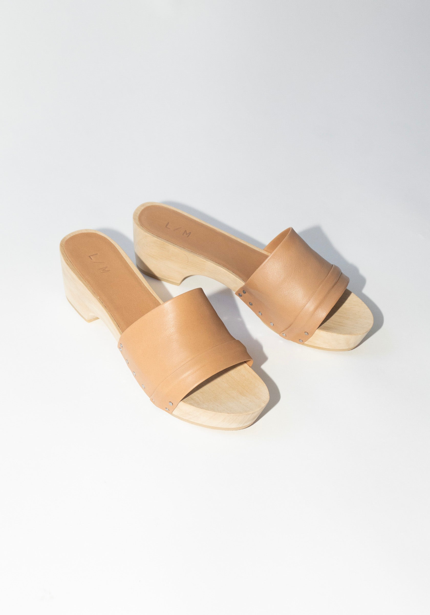 Lauren Manoogian Low Pleat Clog in Natural