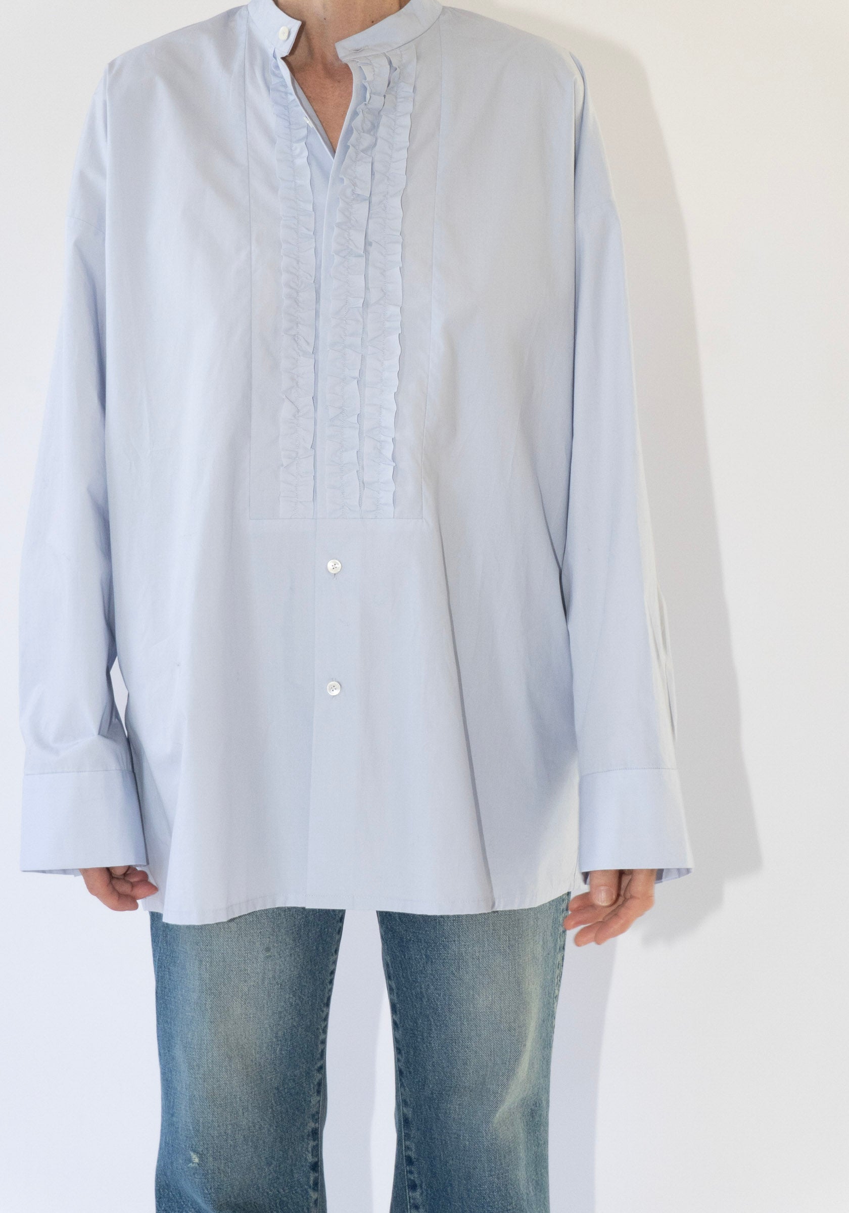 6397 Minimalist Tuxedo Shirt in Blue