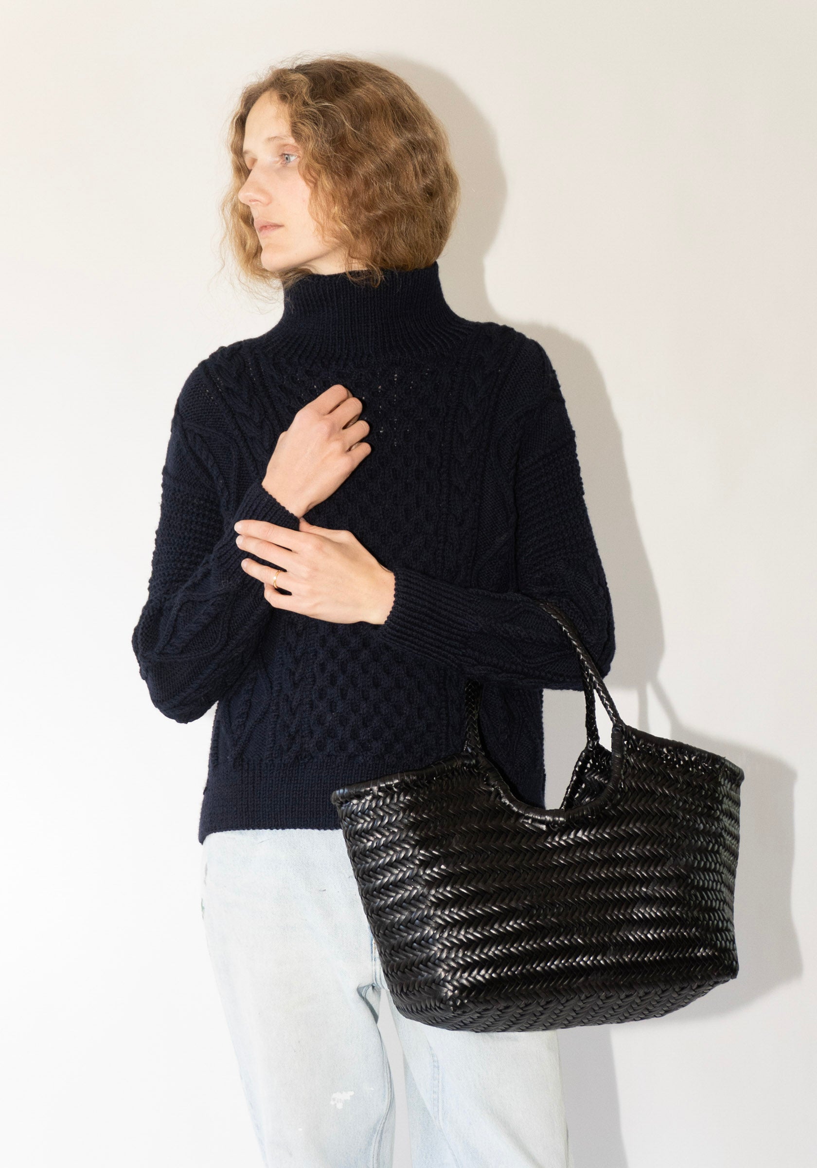 Nantucket Basket Bag in Black