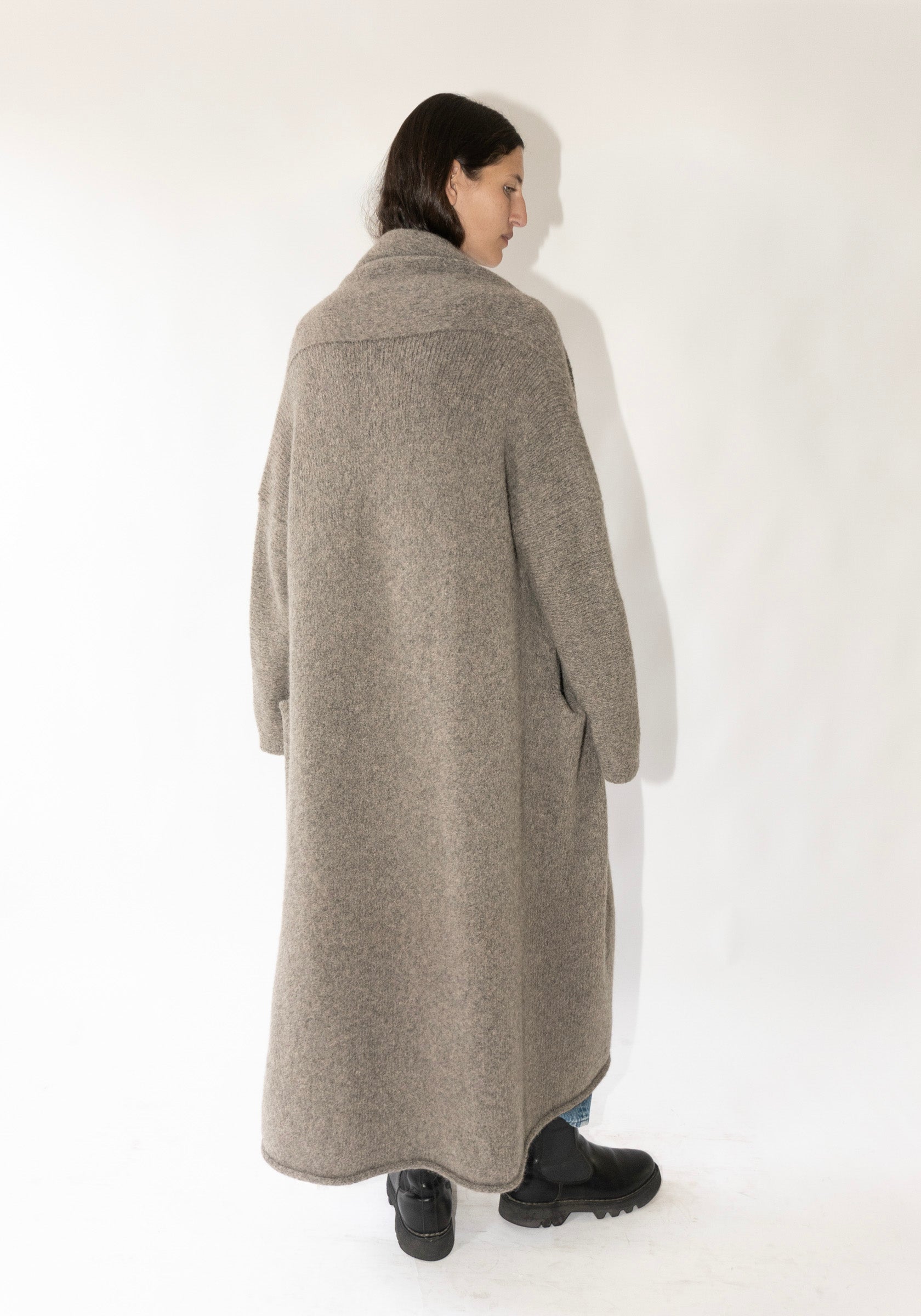 Long Shawl Cardigan in Rock