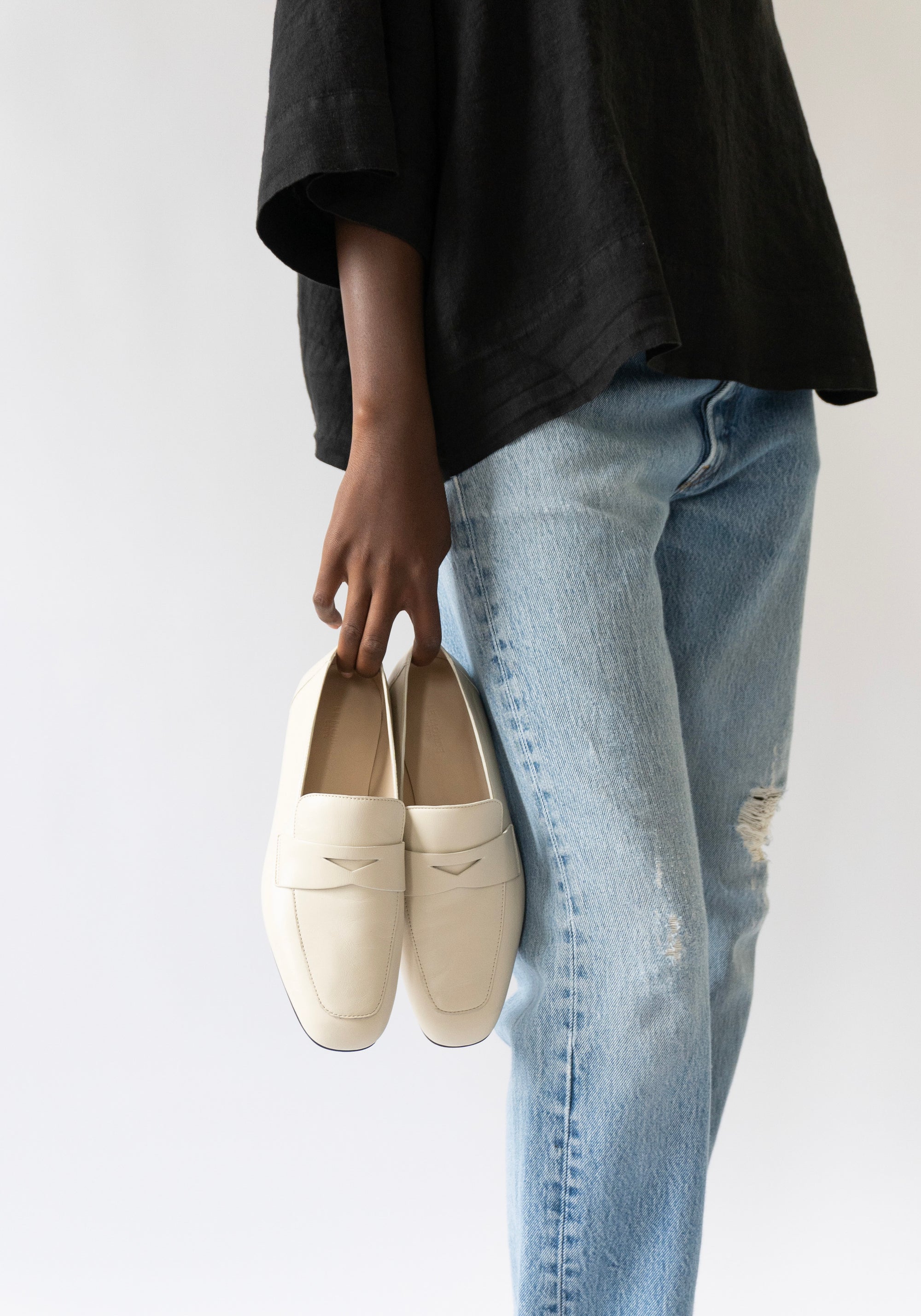 Le Monde Beryl Soft Leather Loafer in Ecru