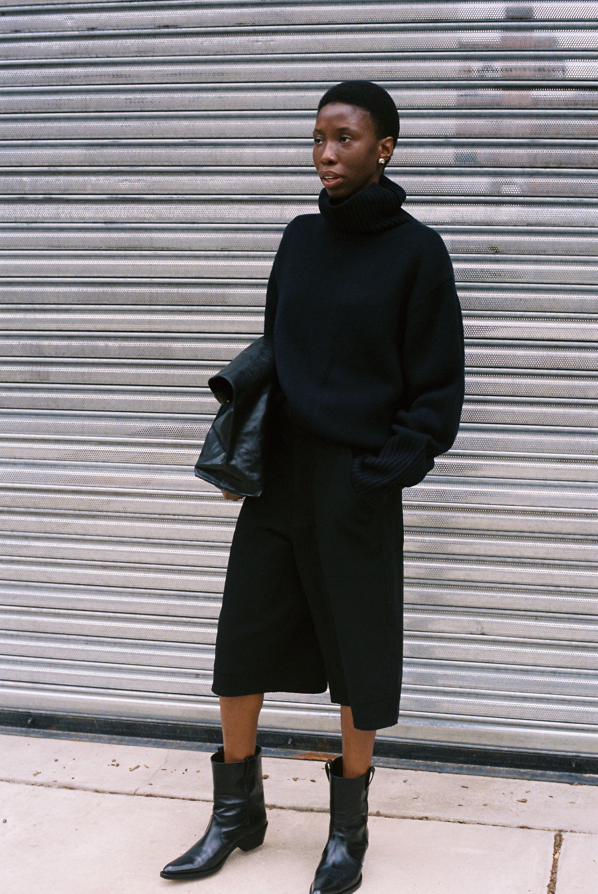 6397 High Neck Longsleeve Sweater in Security Blue