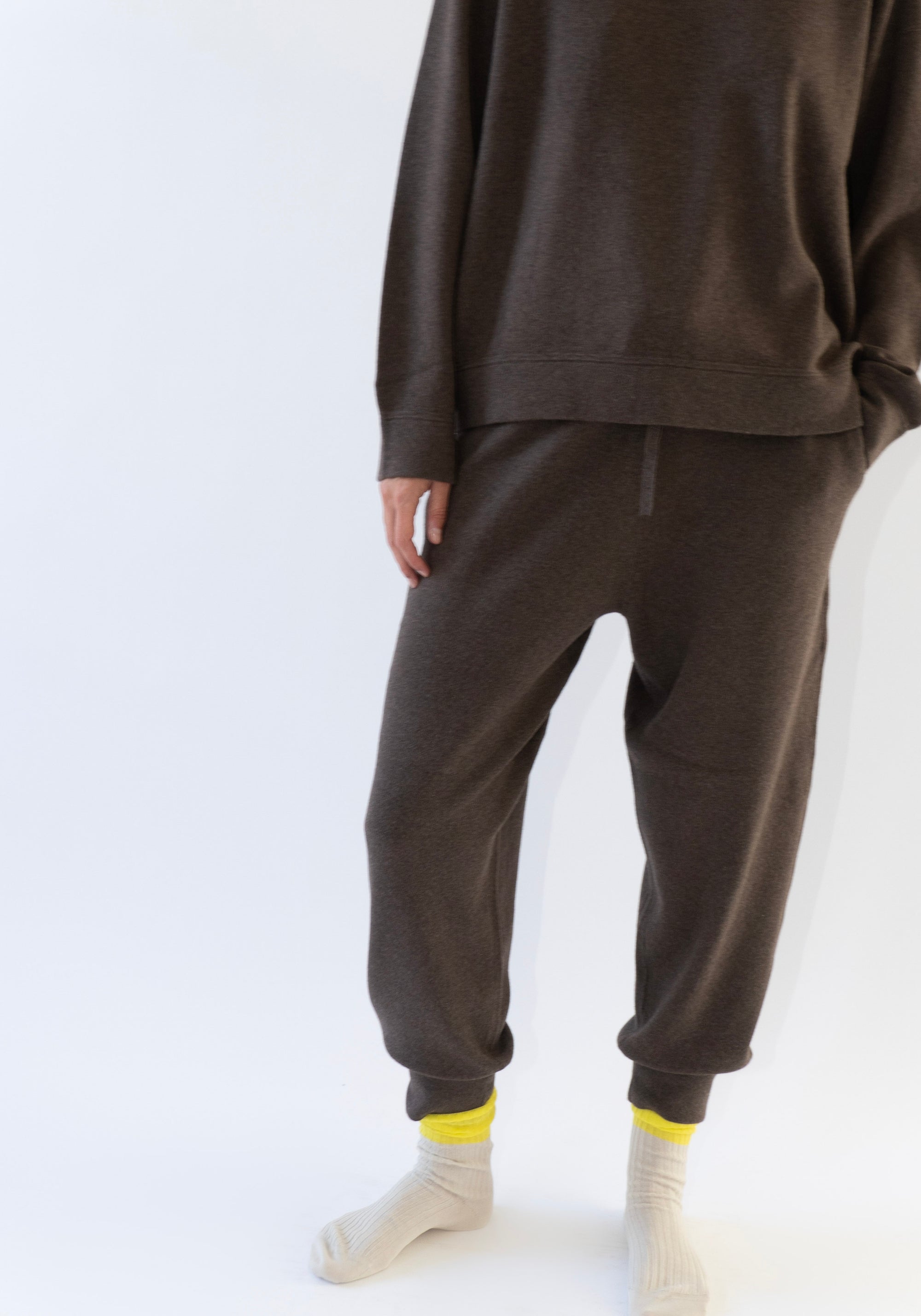 Knit Sweatpants in Brownie