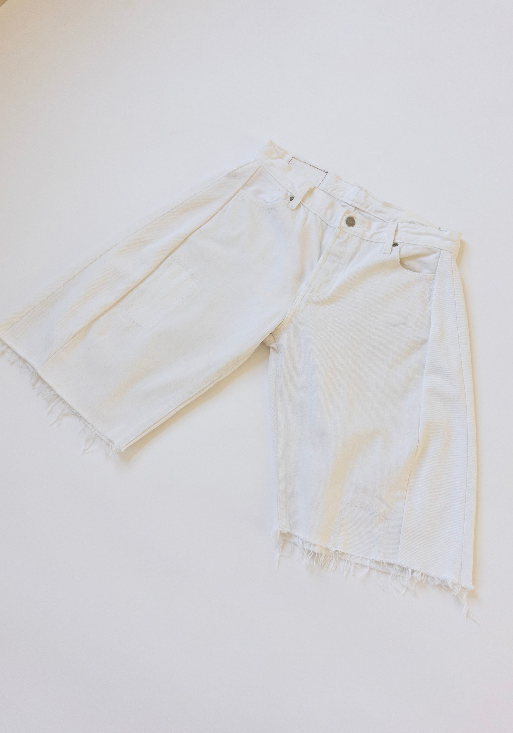 B Sides Vintage Lasso Jean Shorts in White