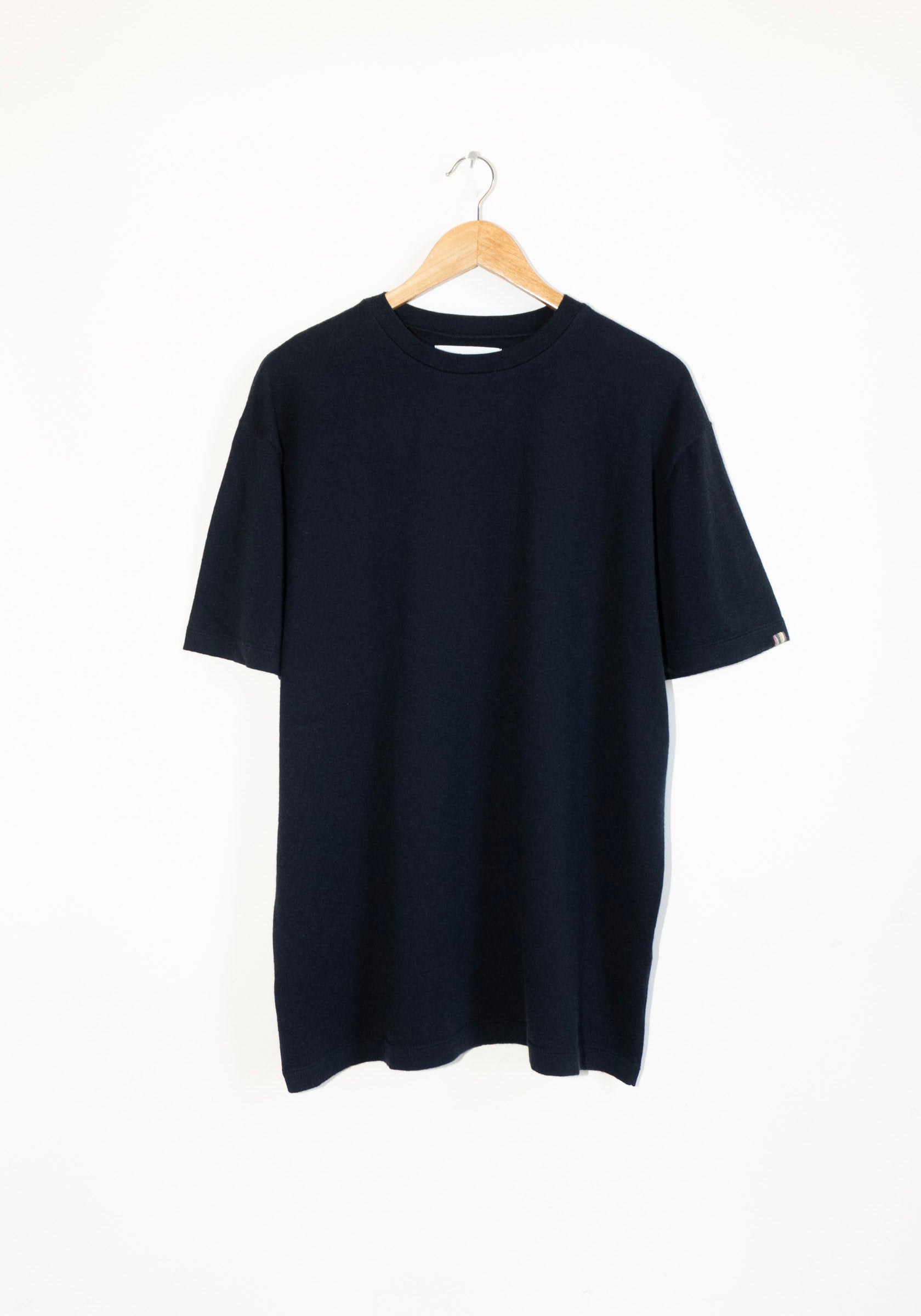 Rik Tee in Navy