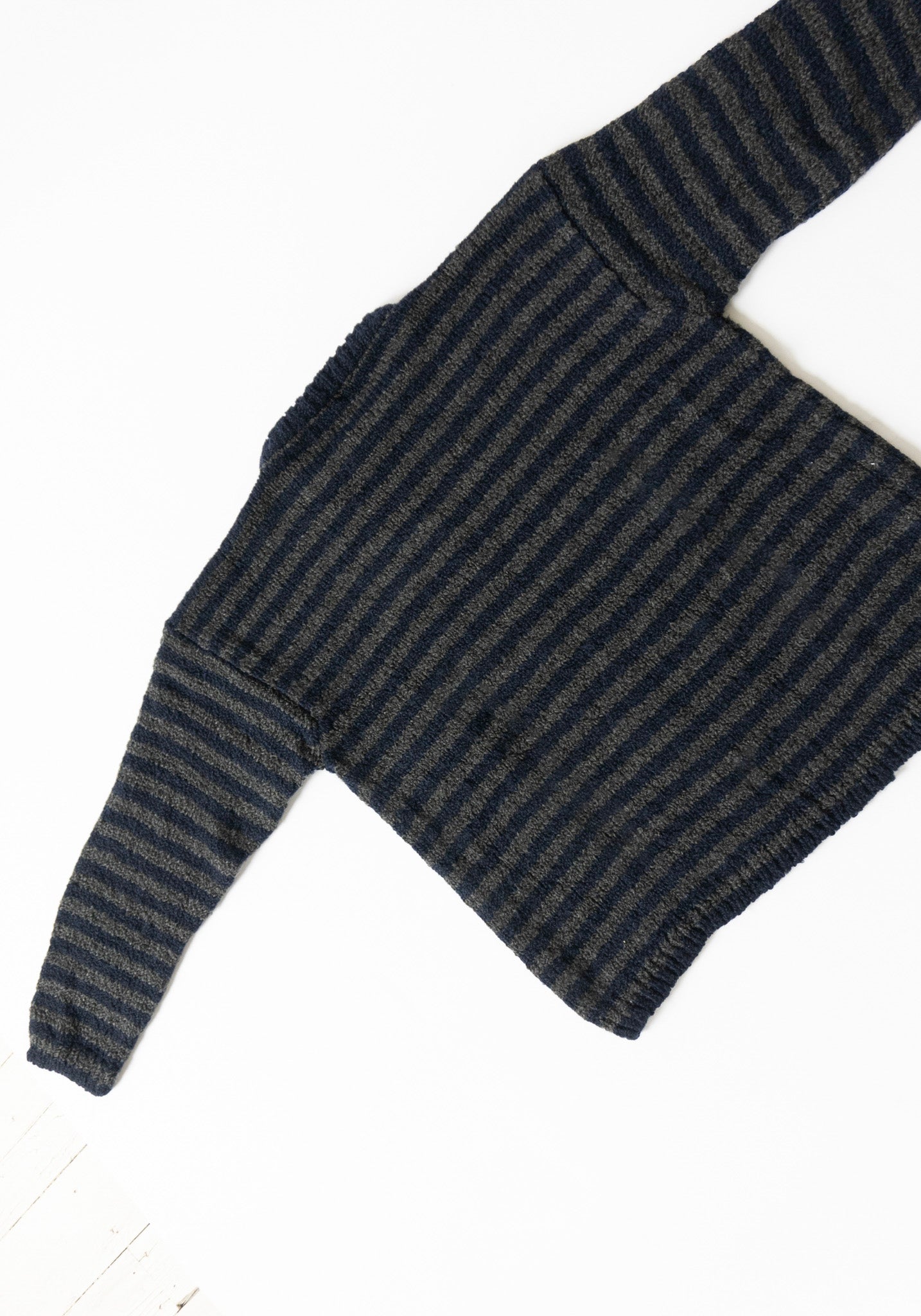 Sono Jako Sweater in Navy Stripe