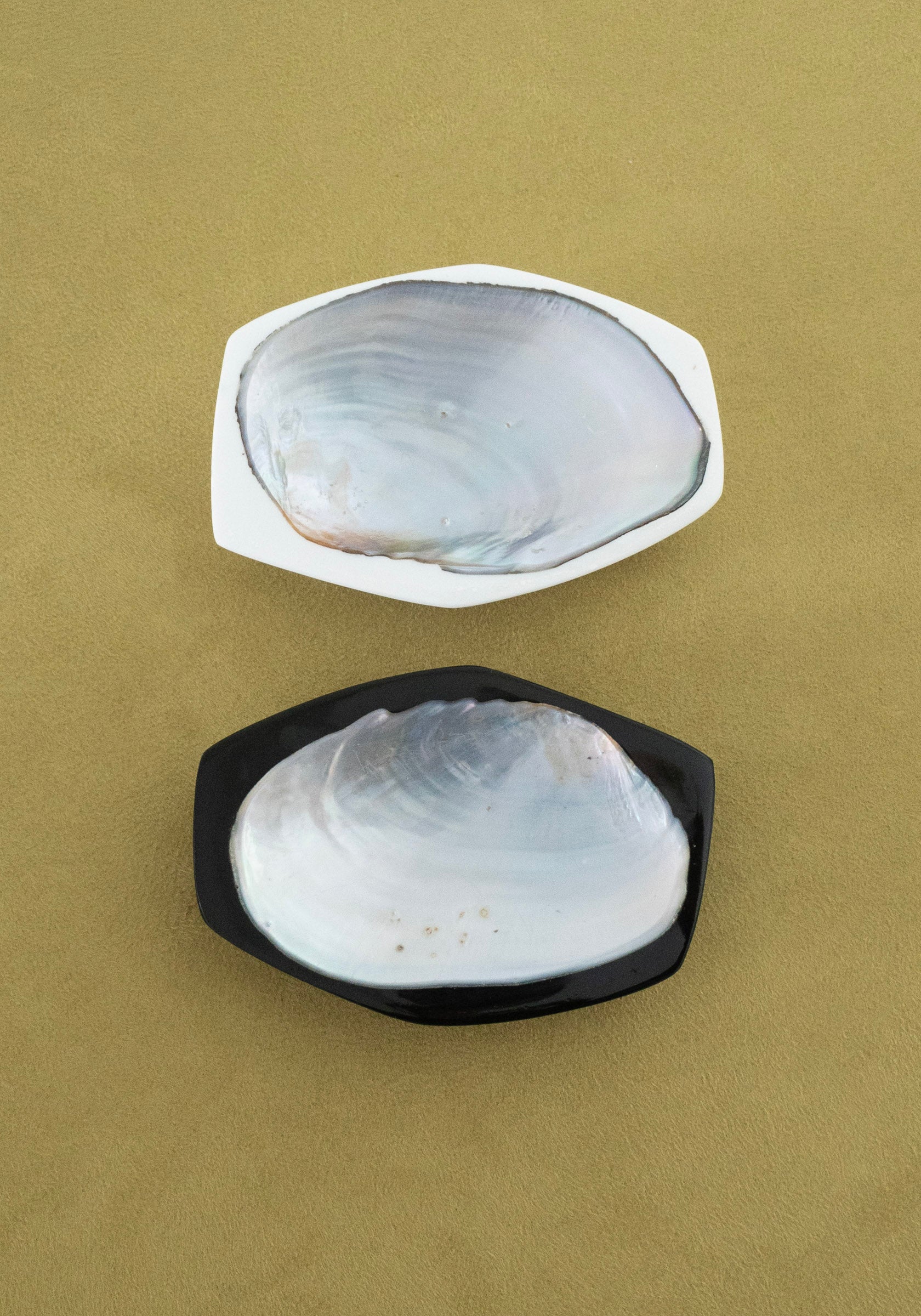 Small Shell Caviar Dish