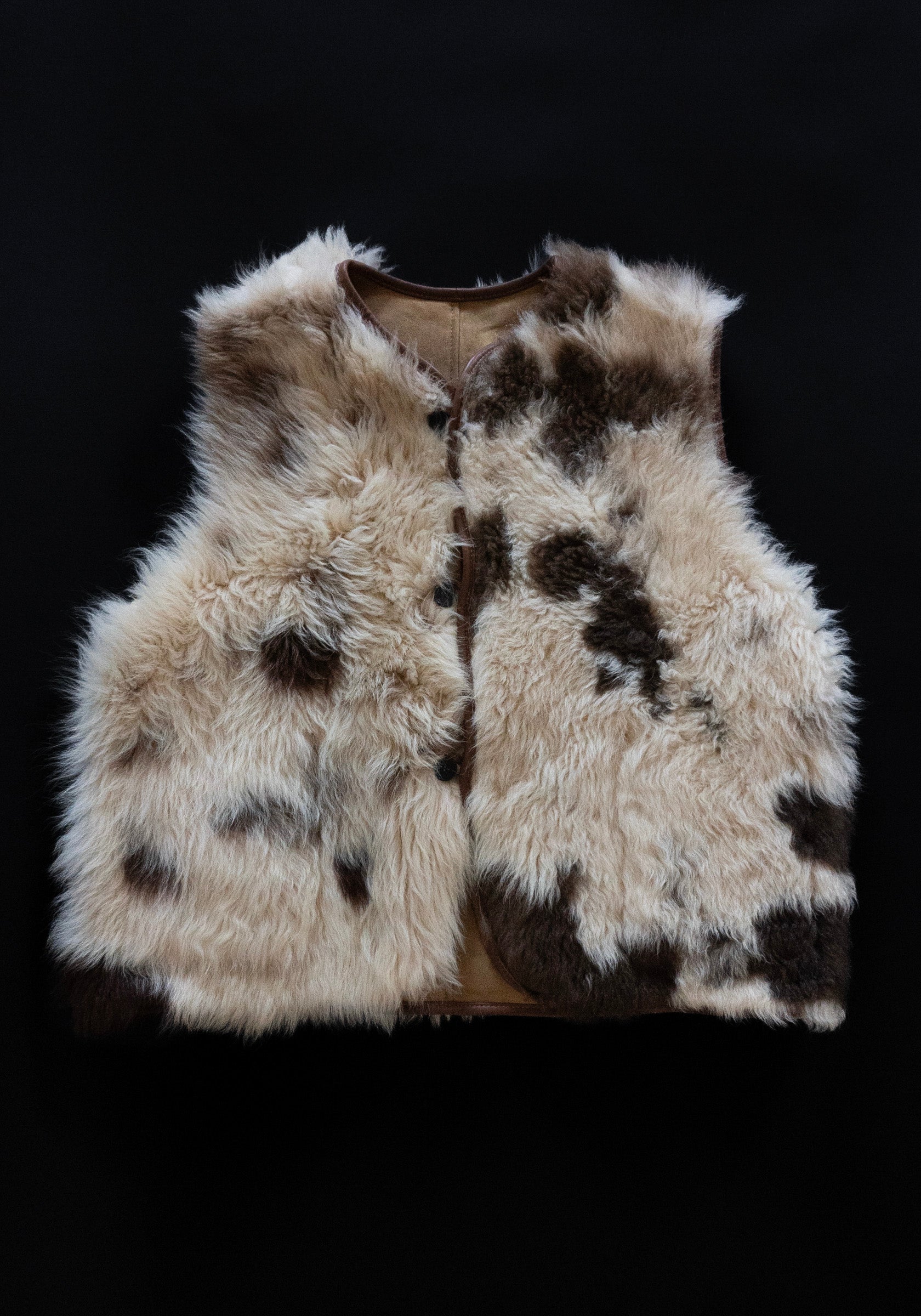 Ella Sheepskin Vest in Cow