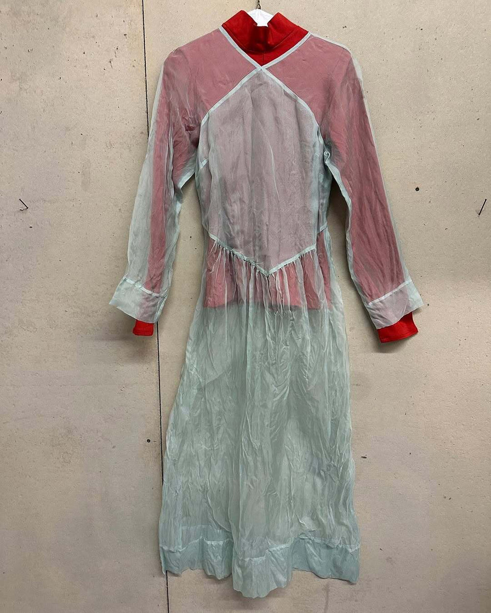 SC103 Scenic Dress in Frost