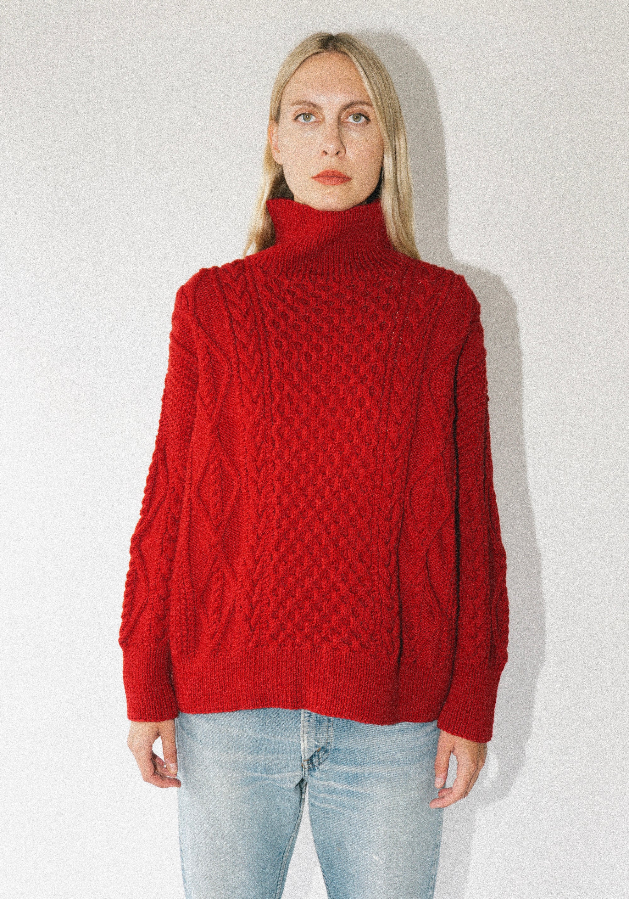 Auntie Oti Fisherman Sweater in Red