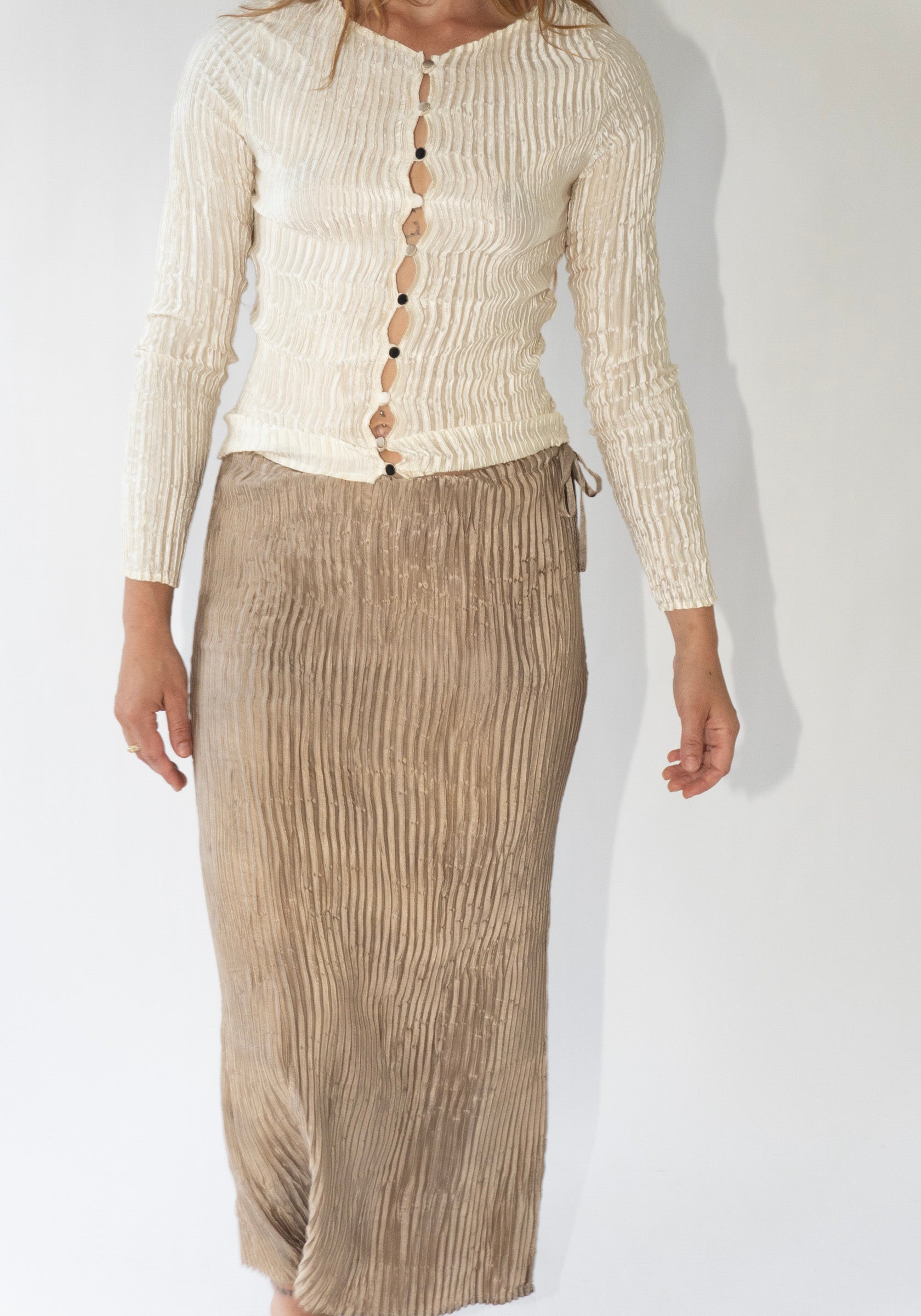 Plissé Satin Silk Cardigan in Off White