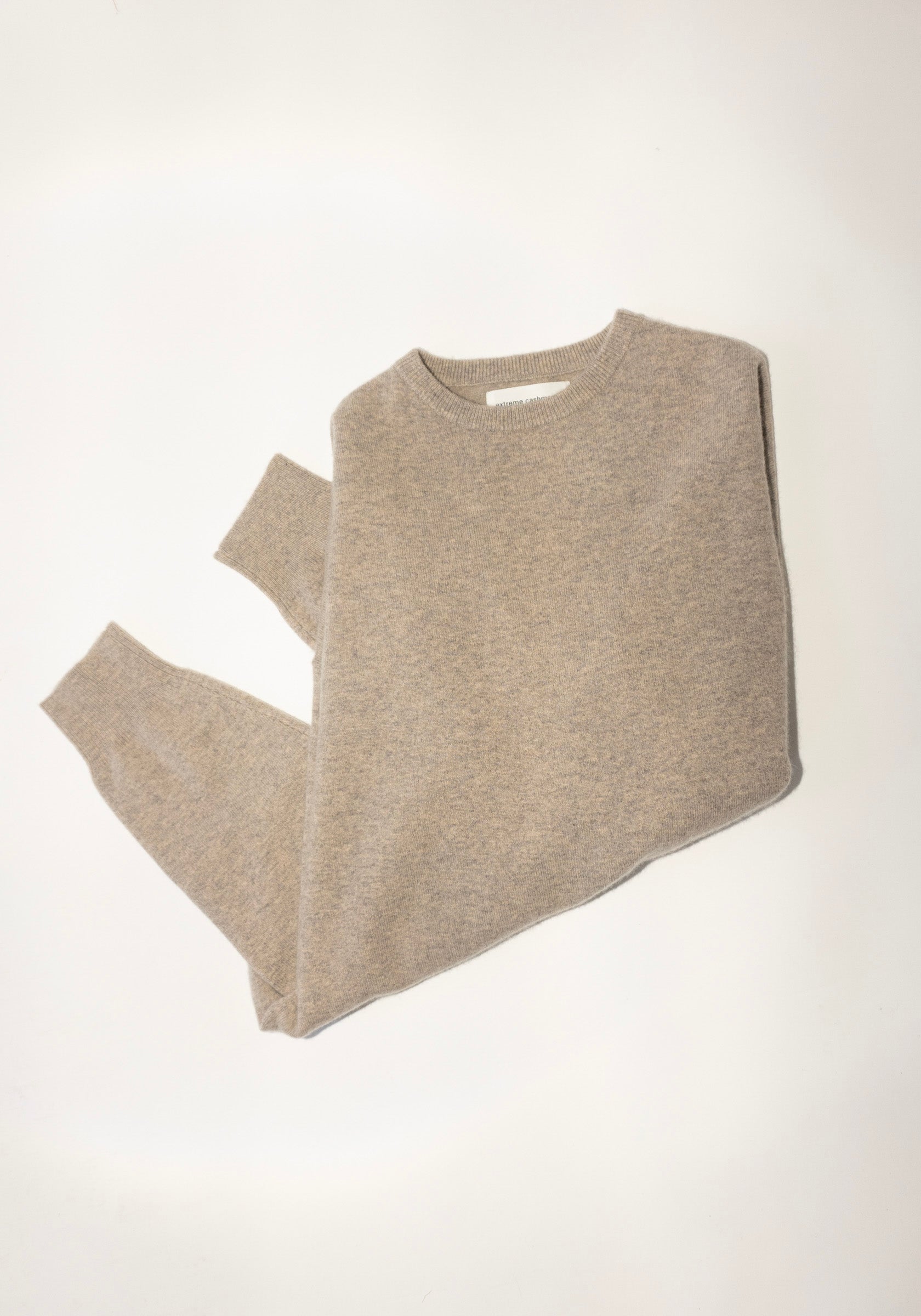 Cashmere Tes Sweater in Moss