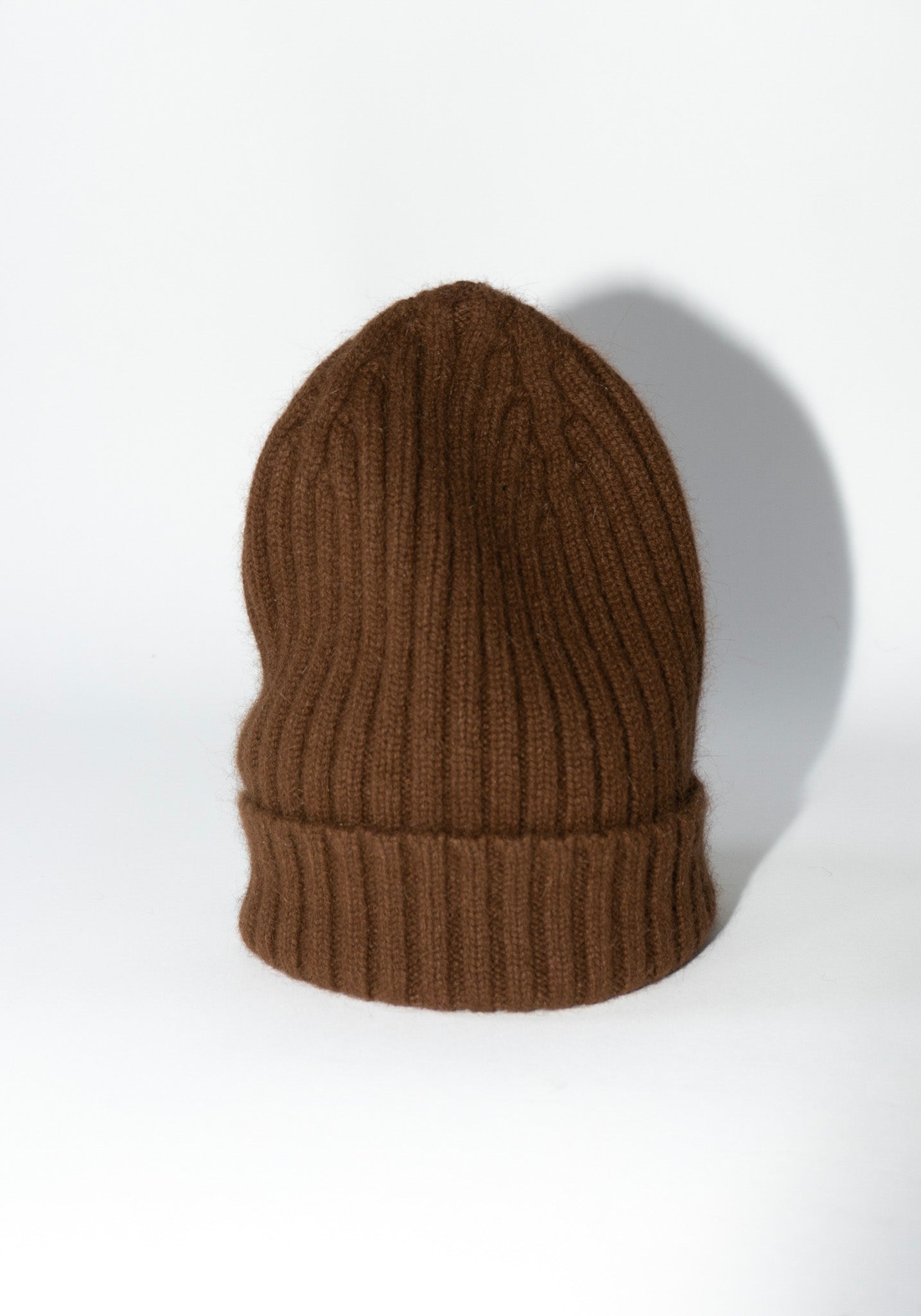 Le Grand Beanie in Walnut