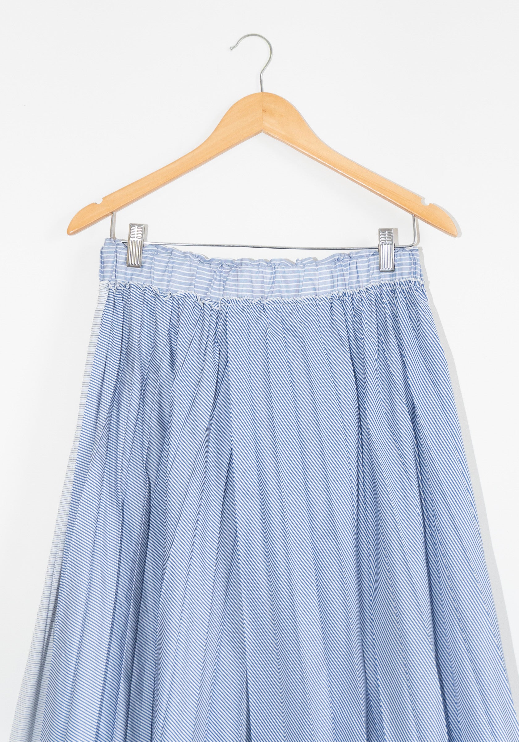 Safi Pleated Skirt in Sapphire Stripe – VESTIGE
