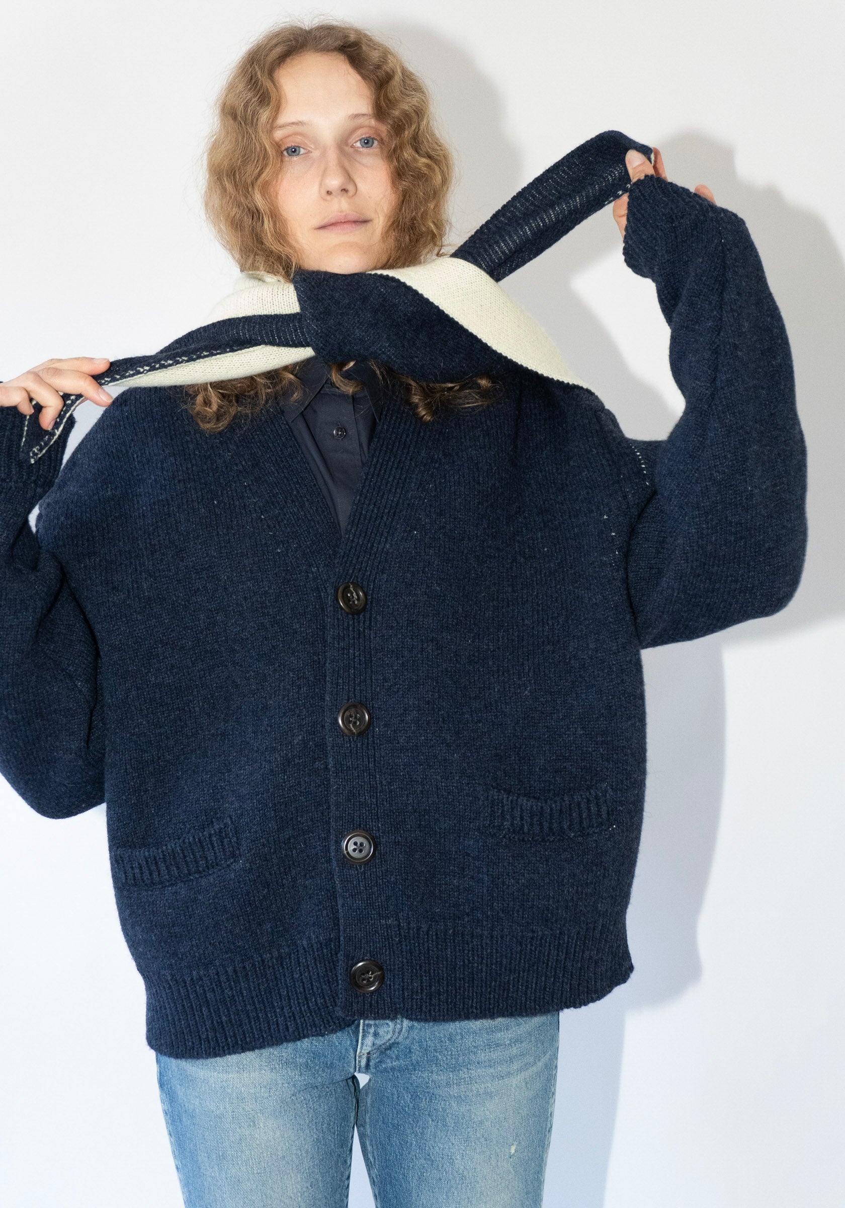 Wylie Cardigan Sweater in Navy