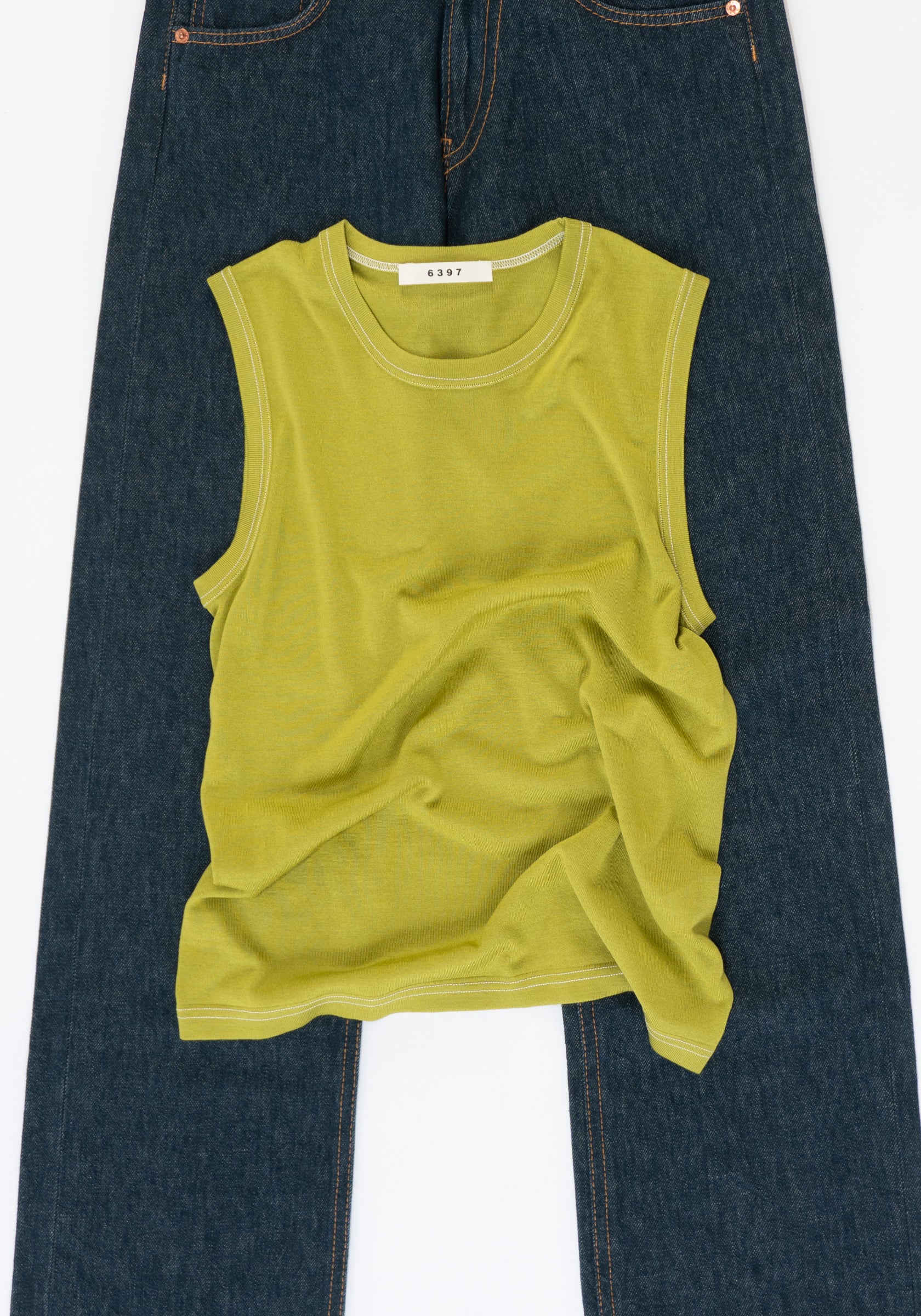 6397 Contrast Stitch Shell Tank in Asparagus

