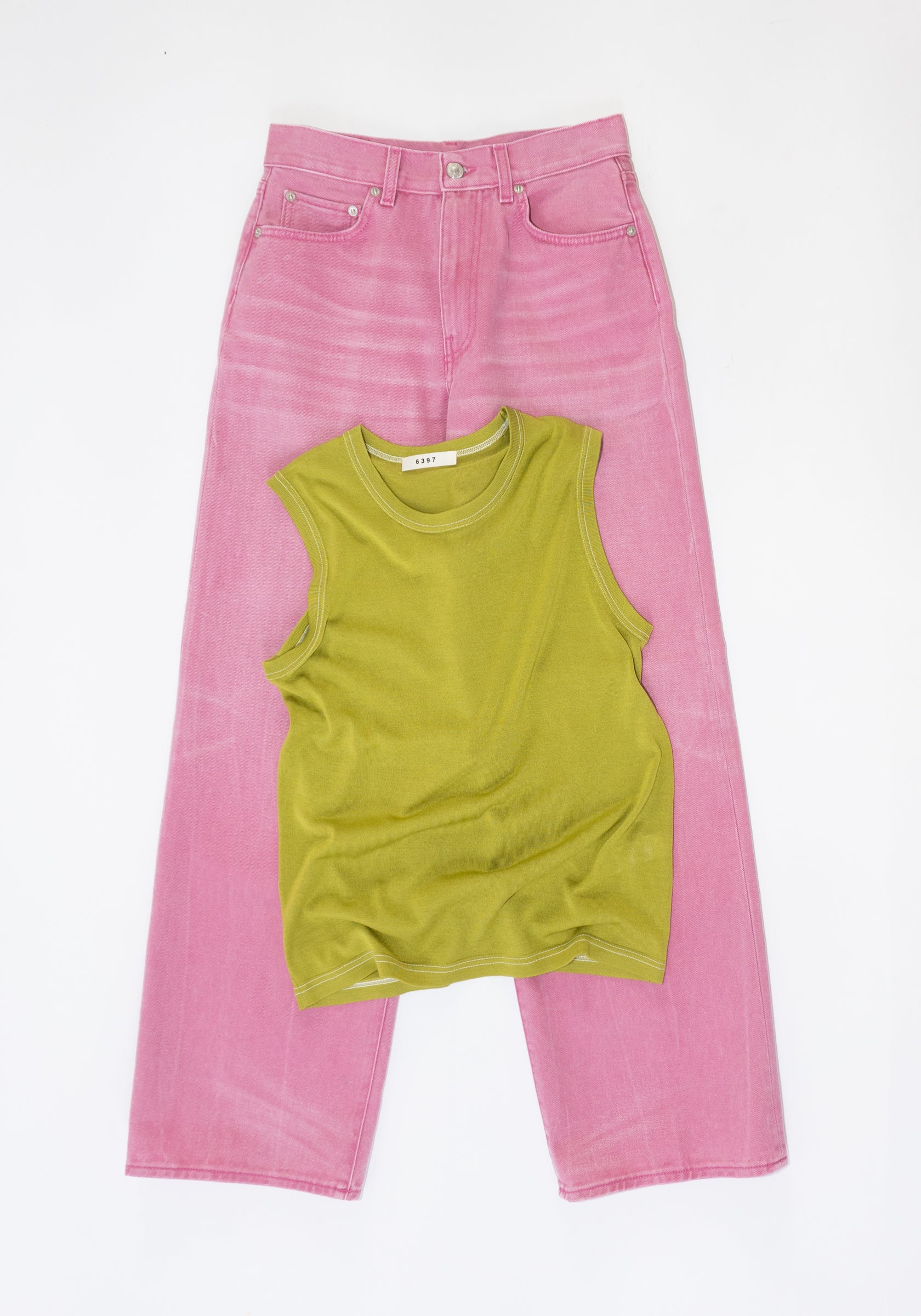 6397 Contrast Stitch Shell Tank in Asparagus

