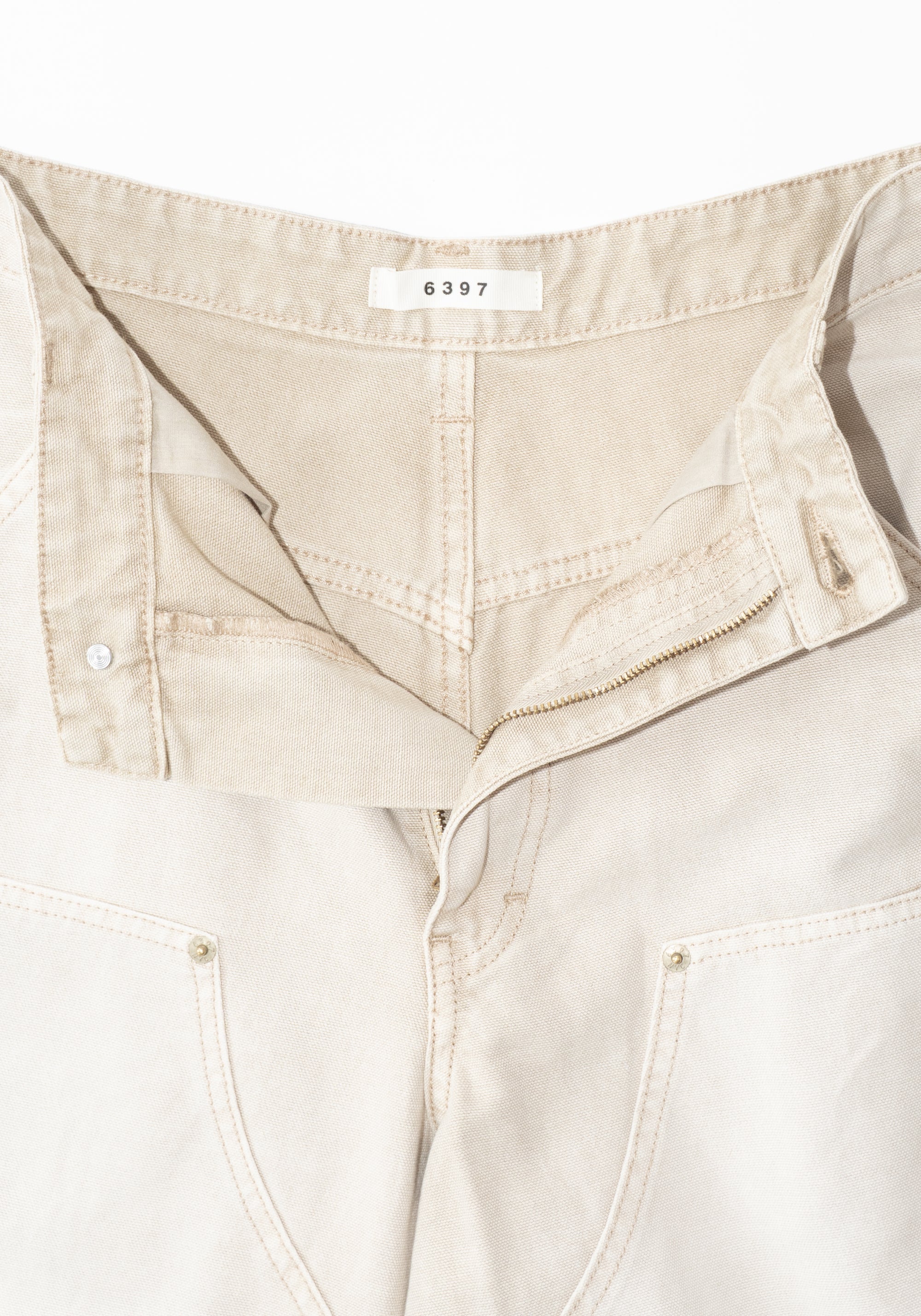 6397 Double Knee Shorts in Tea Stain