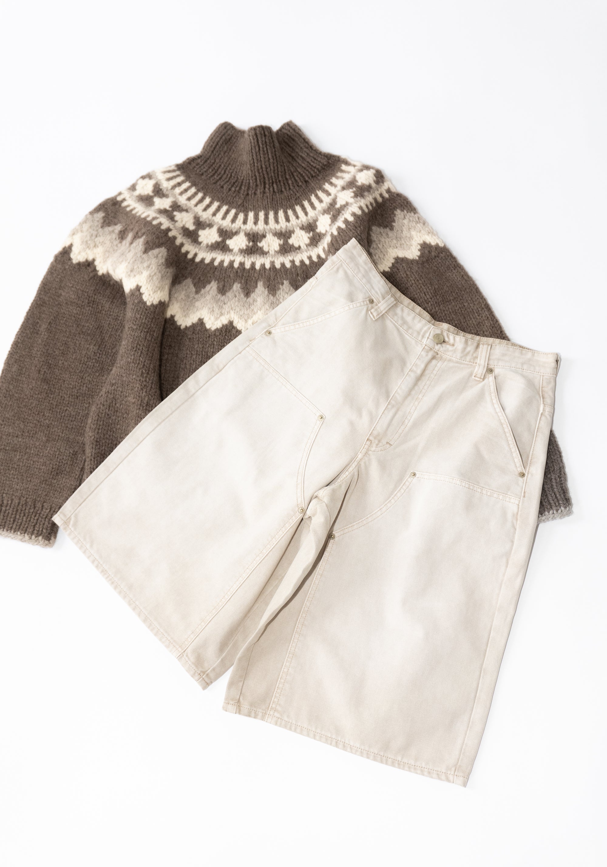 6397 Double Knee Shorts in Tea Stain