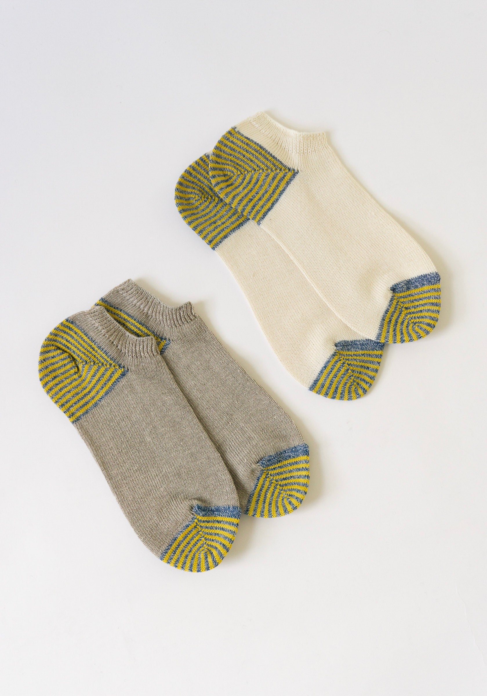 Yahae Japanese Garabou Linen Striped Ankle Socks