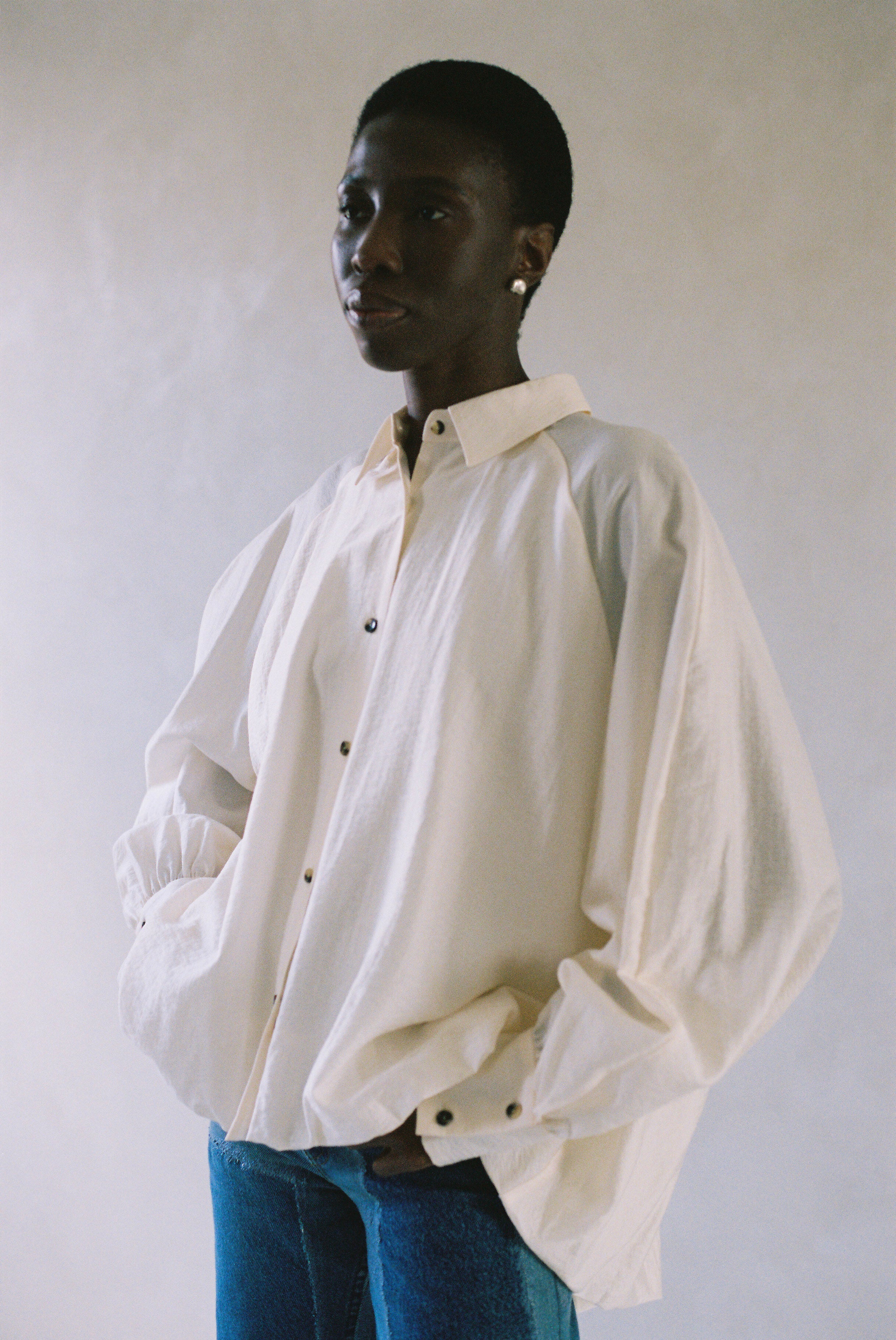 Cordera Balloon Sleeve Top in Cream – VESTIGE