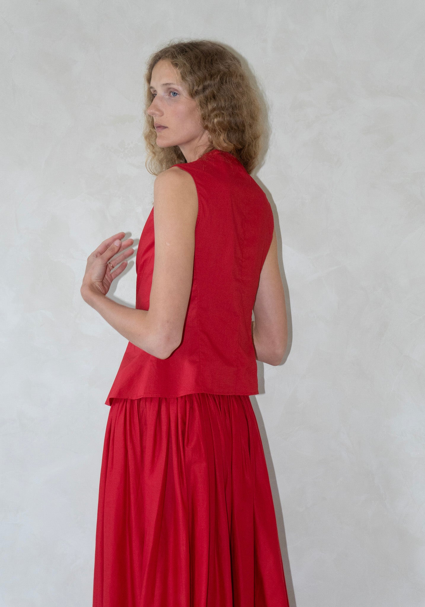 Sleeveless Victorian Top in Red