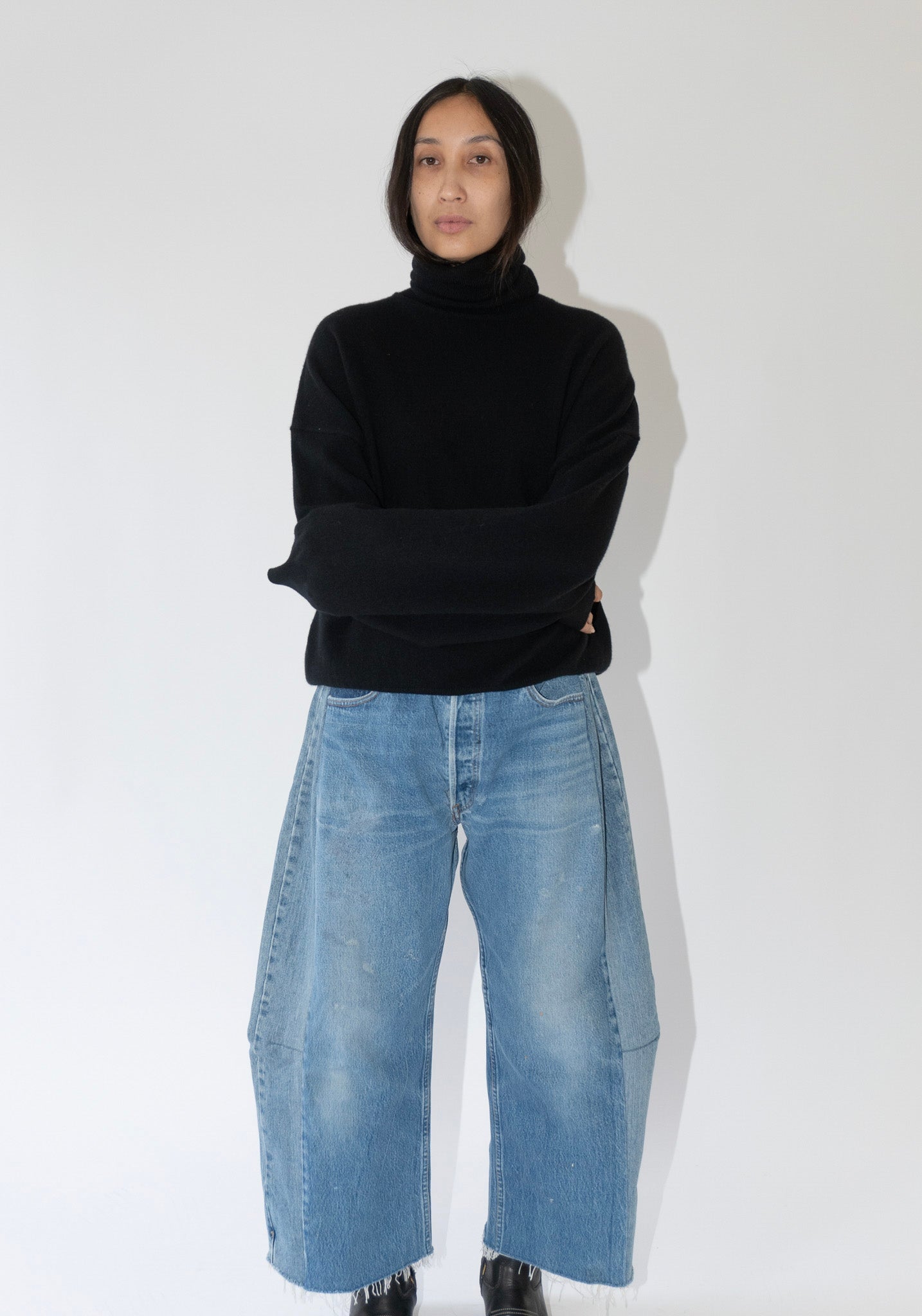 Extreme Cashmere Jill Sweater in Raven