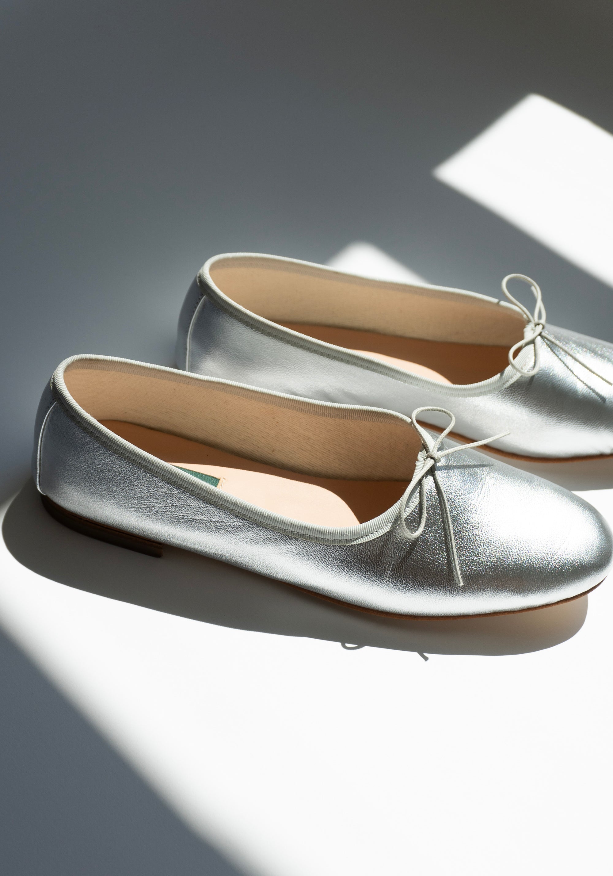 Eledera Rotonda Ballerina in Silver