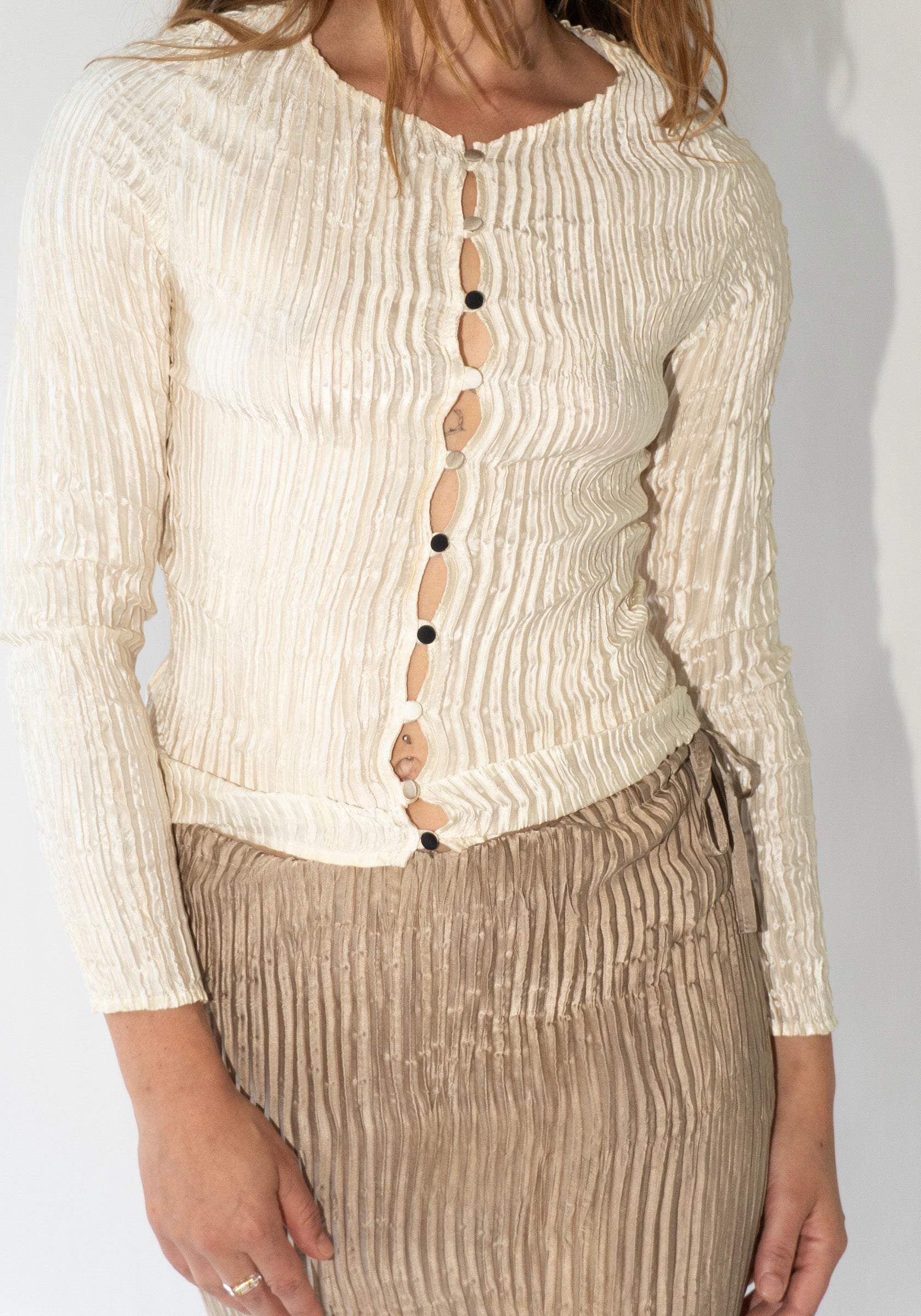 Azur Plissé Satin Silk Cardigan in Off White
