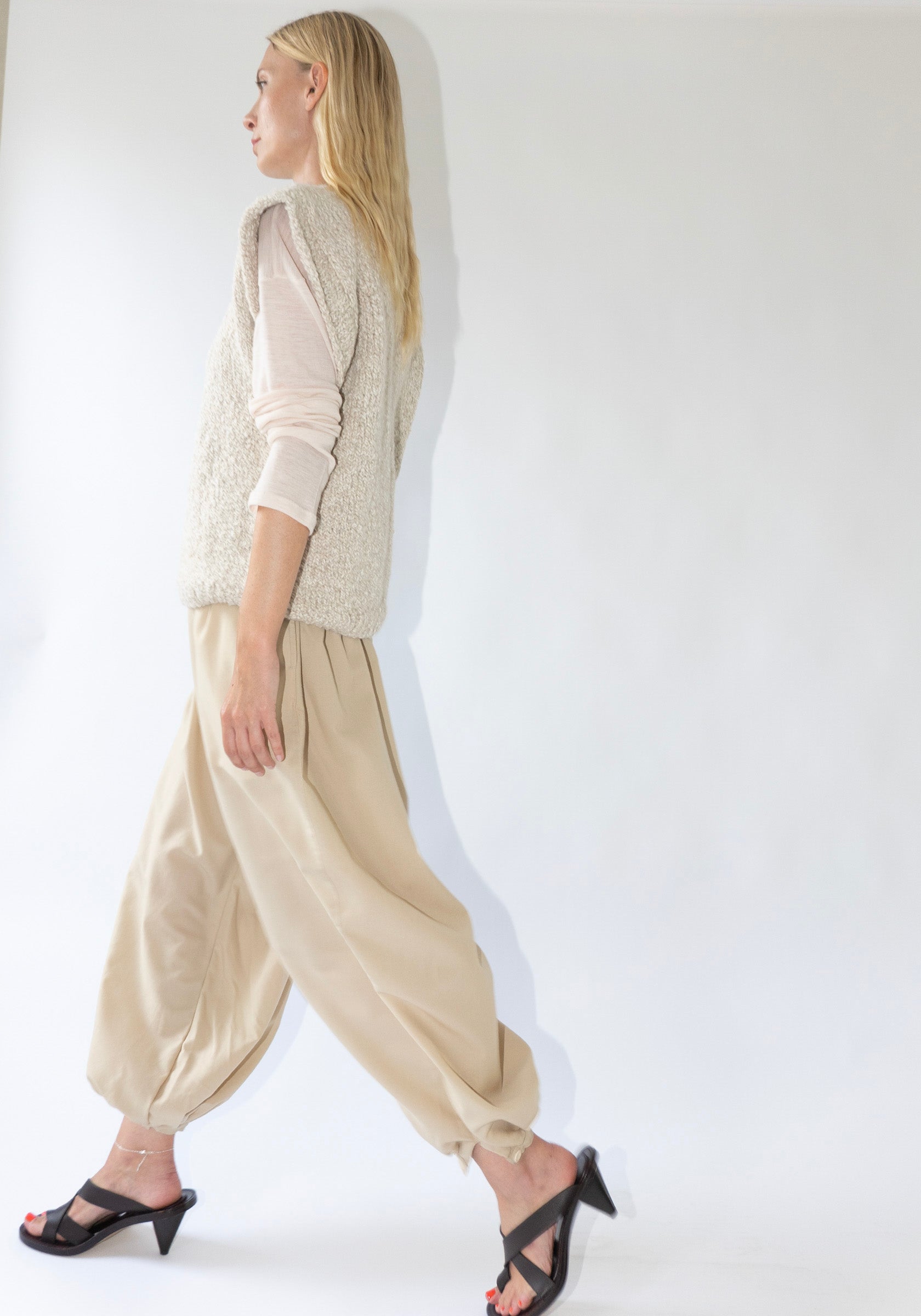 Sono Petrus Pull Under Sweater in Natural