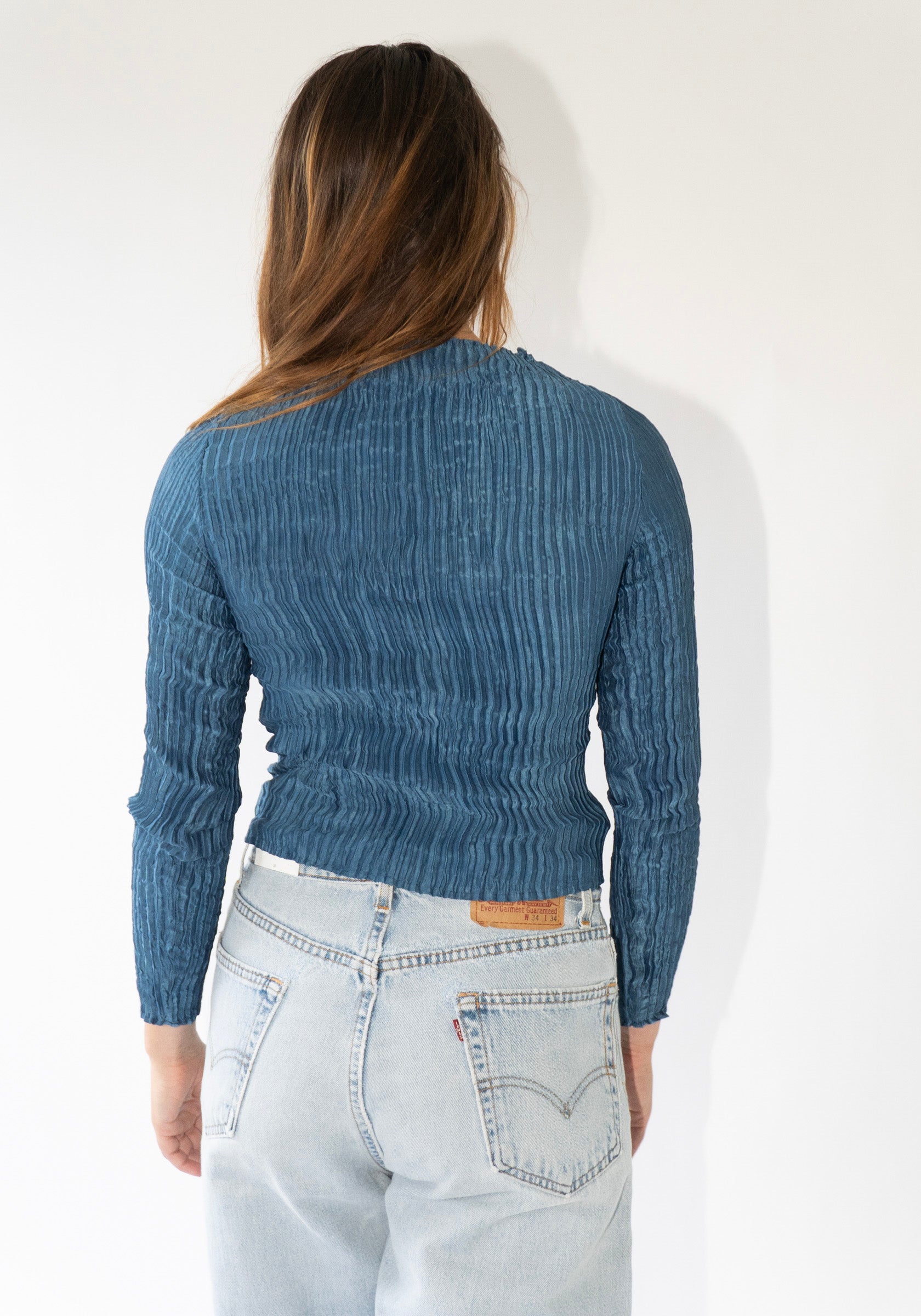 Azur Plissé Satin Silk Sleeve Top in Dark Indigo