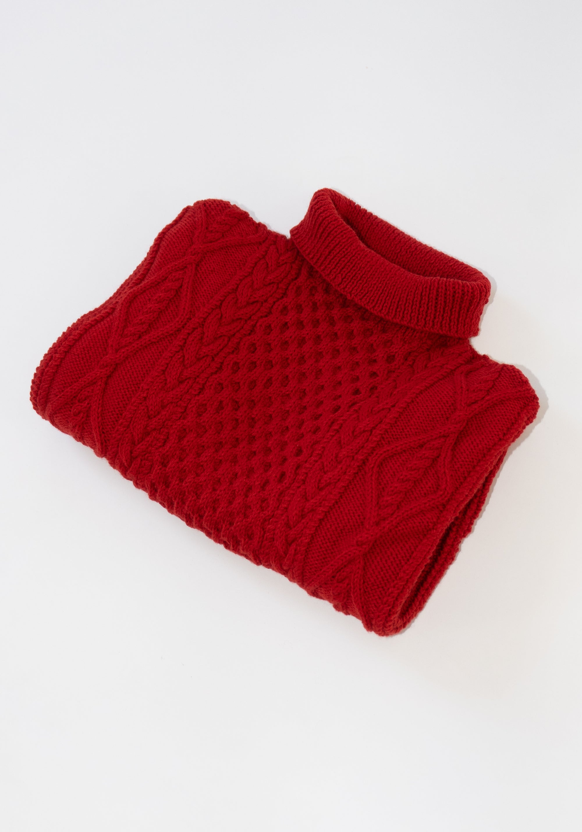 Auntie Oti Fisherman Sweater in Red